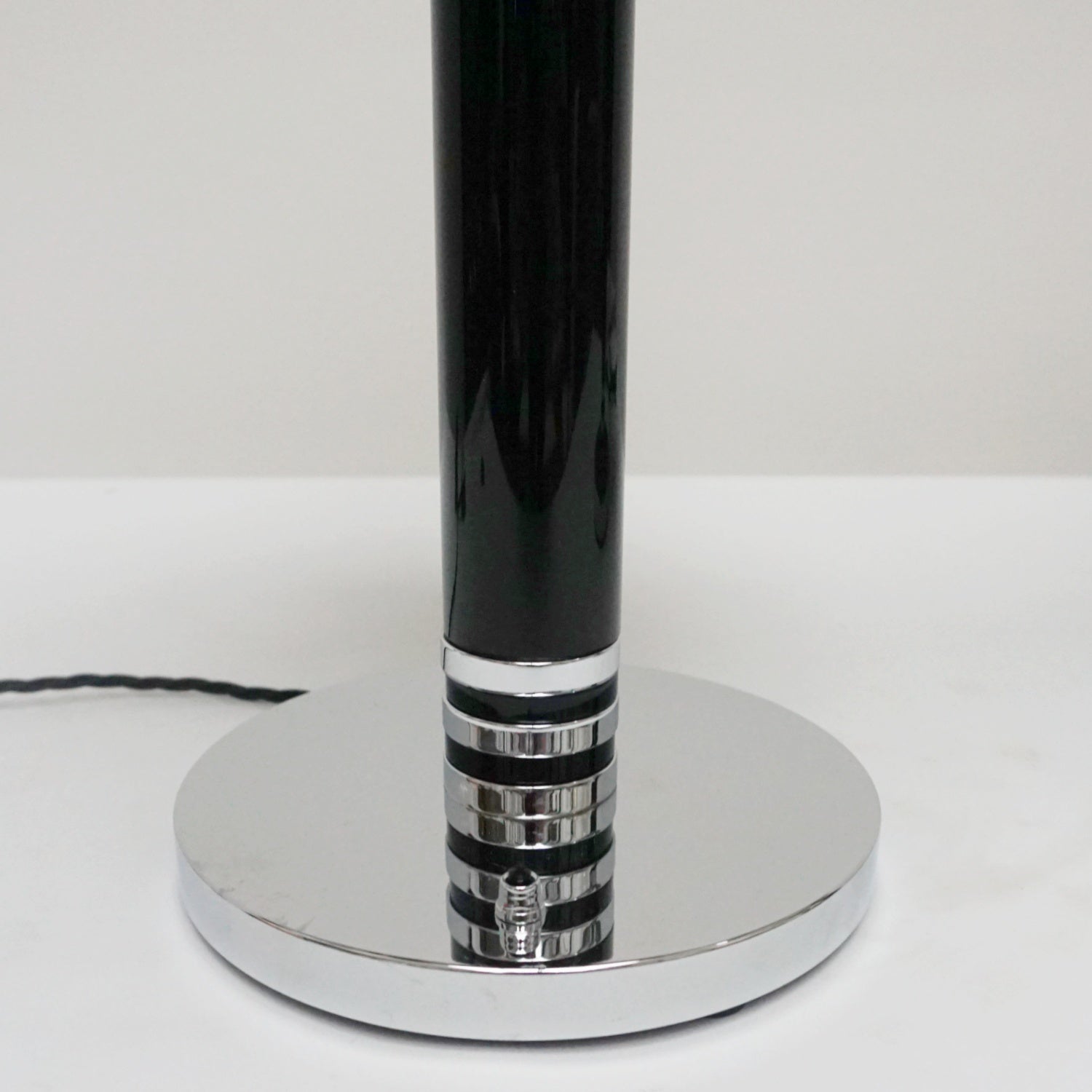 Pair of Art Deco Style Dome Lamps Black Bakelite and Chromed Metal - Jeroen Markies Art Deco