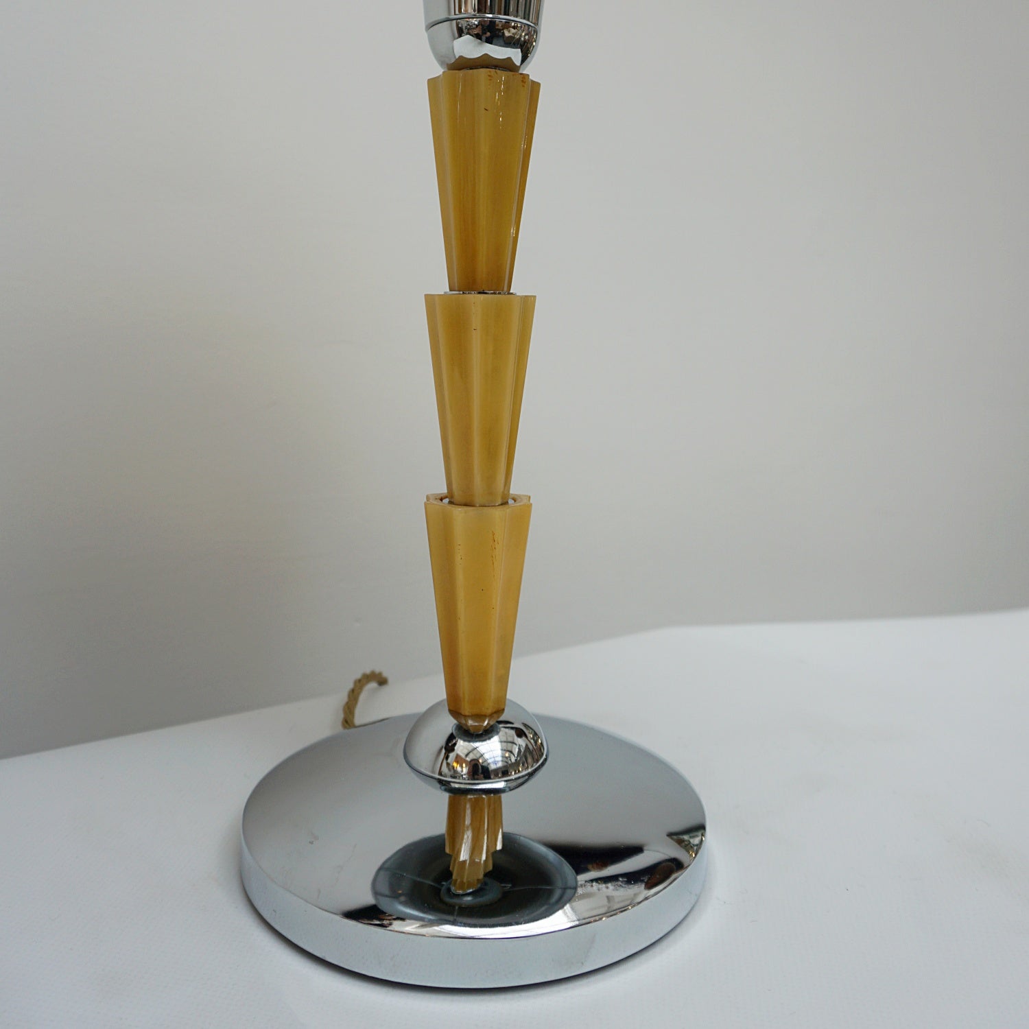 Dome Lamps - Three pieces of fluted marble yellow bakelite - Chromed Metal Shade - Jeroen Markies Art Deco