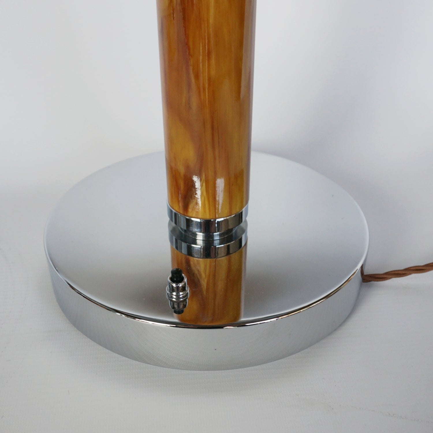 Art Deco Marbled Bakelite and Chromed Metal Table Lamos - Jereon Markies Art Deco