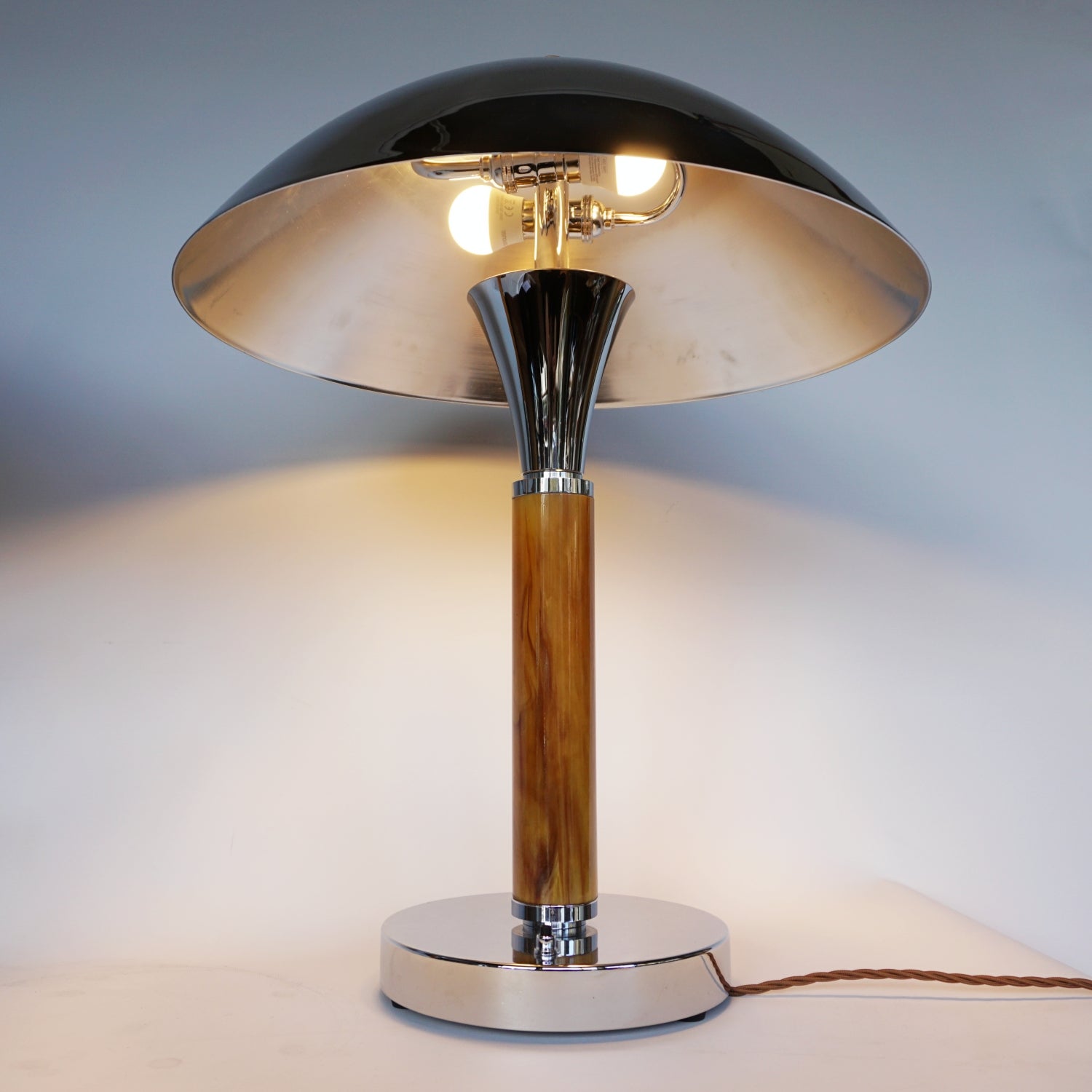 Art Deco Marbled Bakelite and Chromed Metal Table Lamos - Jereon Markies Art Deco