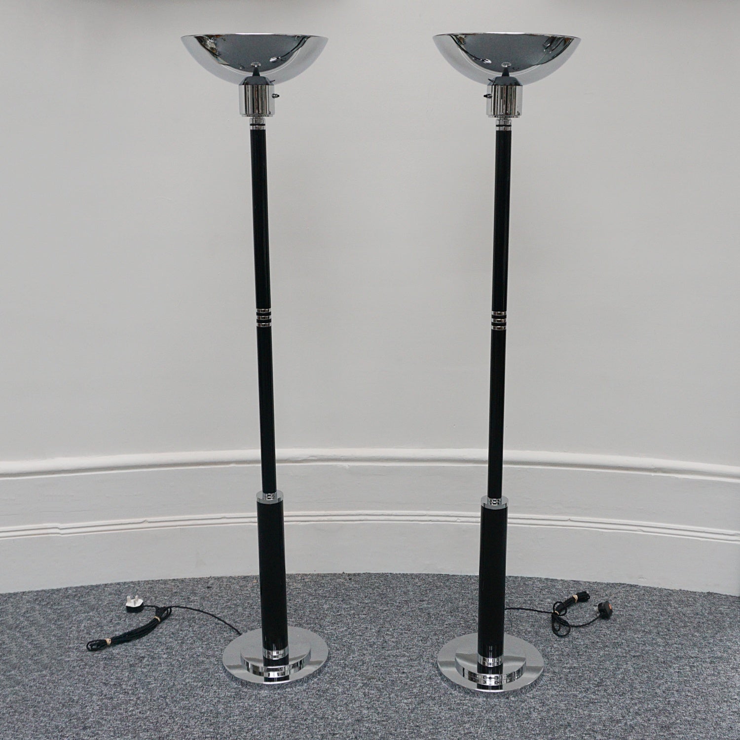 Pair of art Deco Style Black Bakelite and chromed metal uplighter floor lamps - Jeroen Markies Art Deco