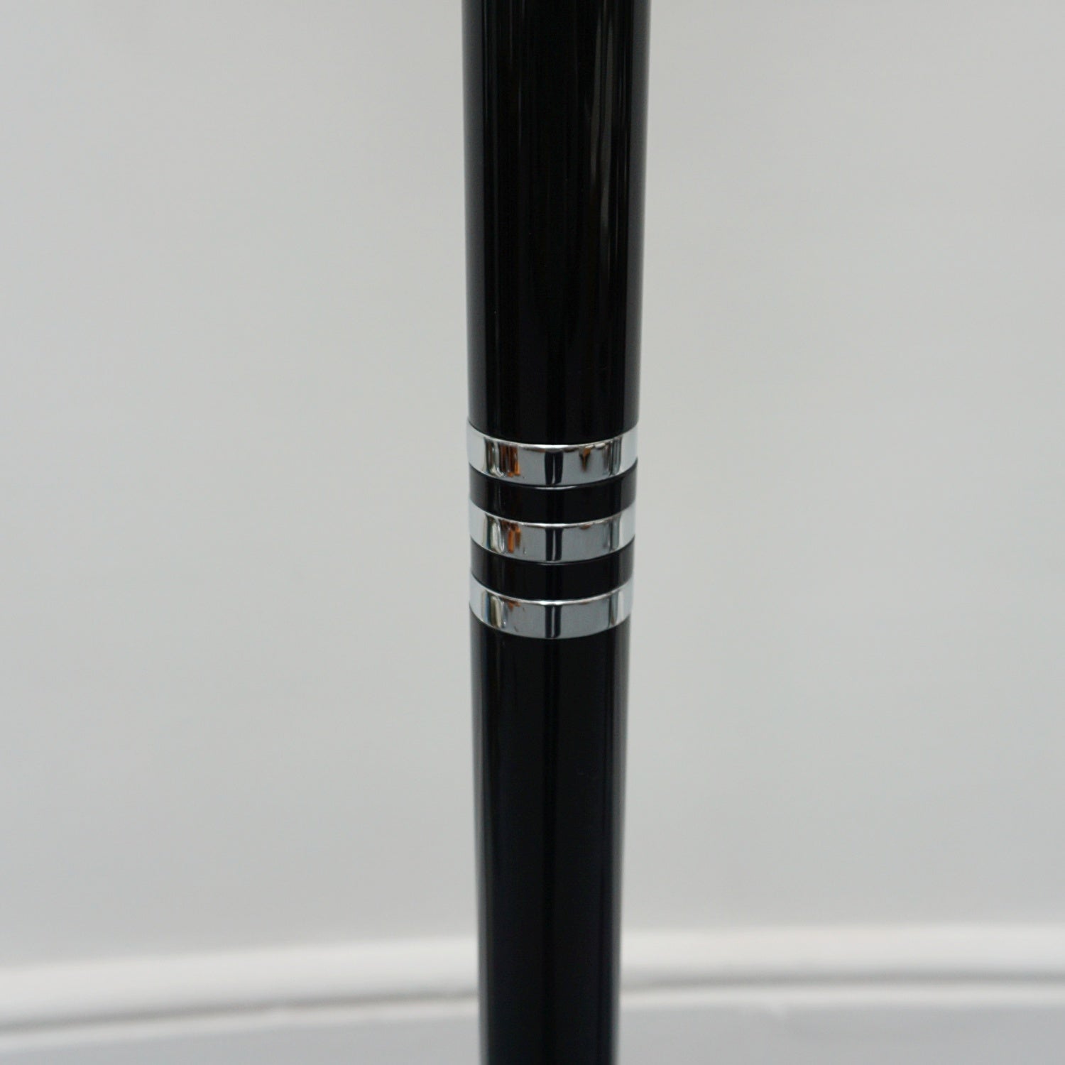 Pair of art Deco Style Black Bakelite and chromed metal uplighter floor lamps - Jeroen Markies Art Deco