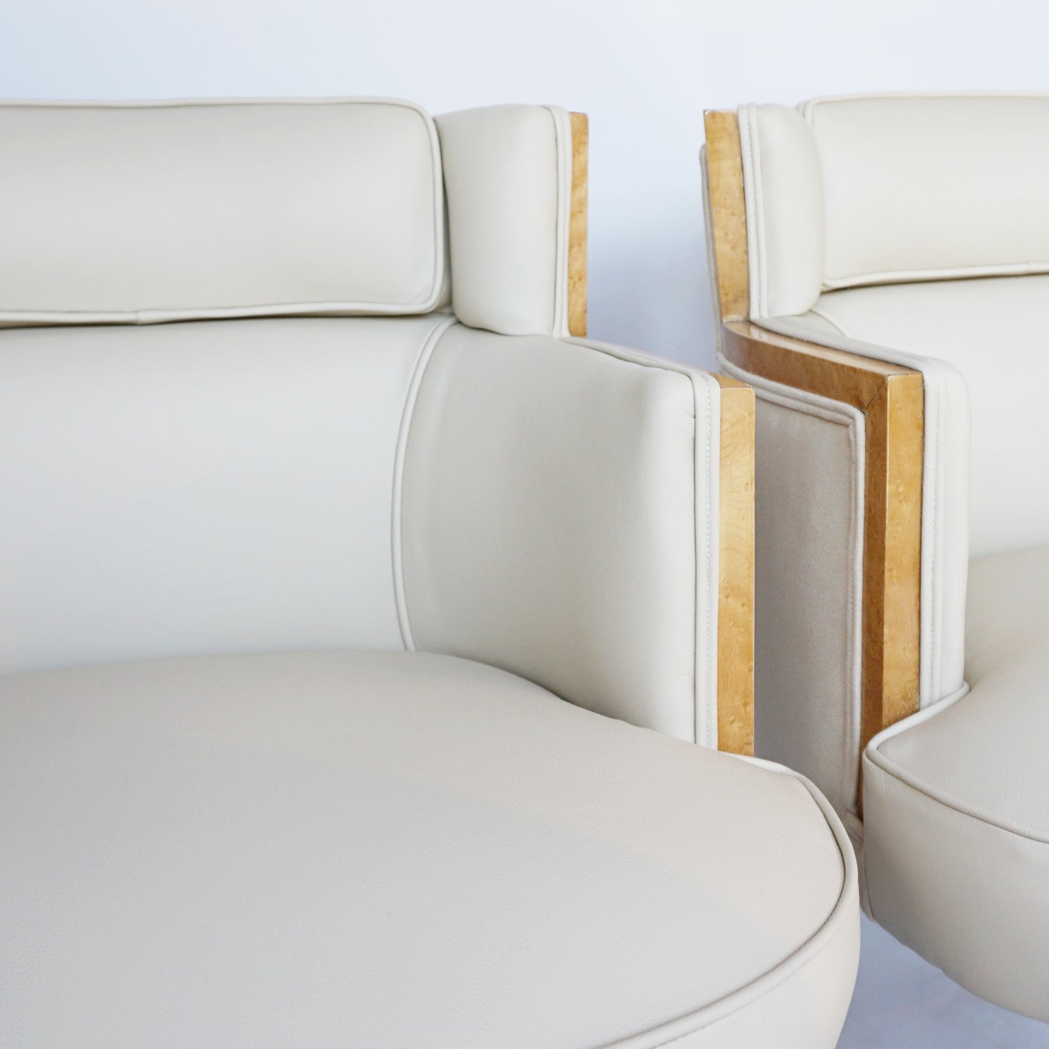 Art Deco Pair of Leather Bankers Chairs Jeroen Markies Art Deco 