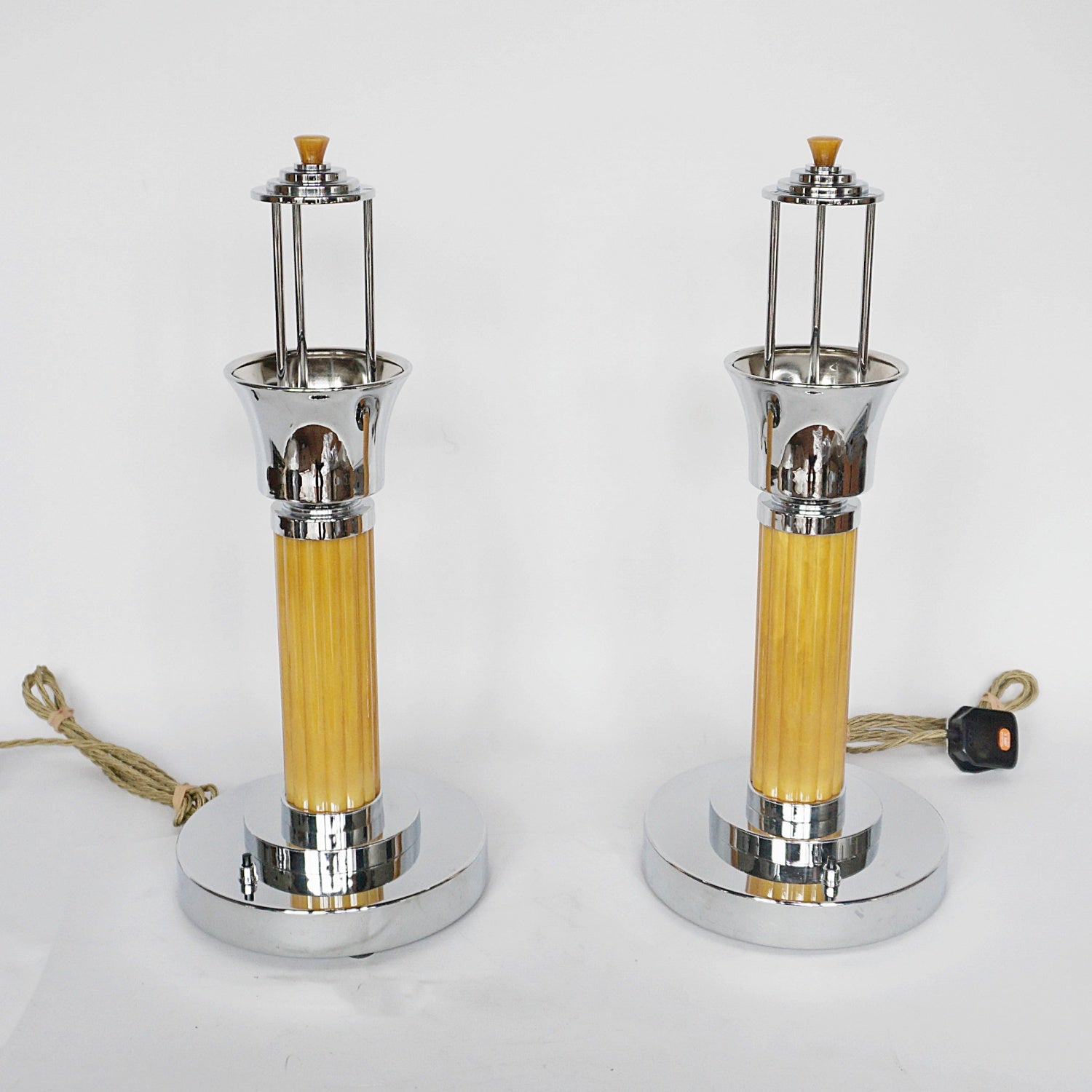 Pair of Art Deco Dome Lamps Bakelite and Chromed Metal English - Jeroen Markies Art Deco
