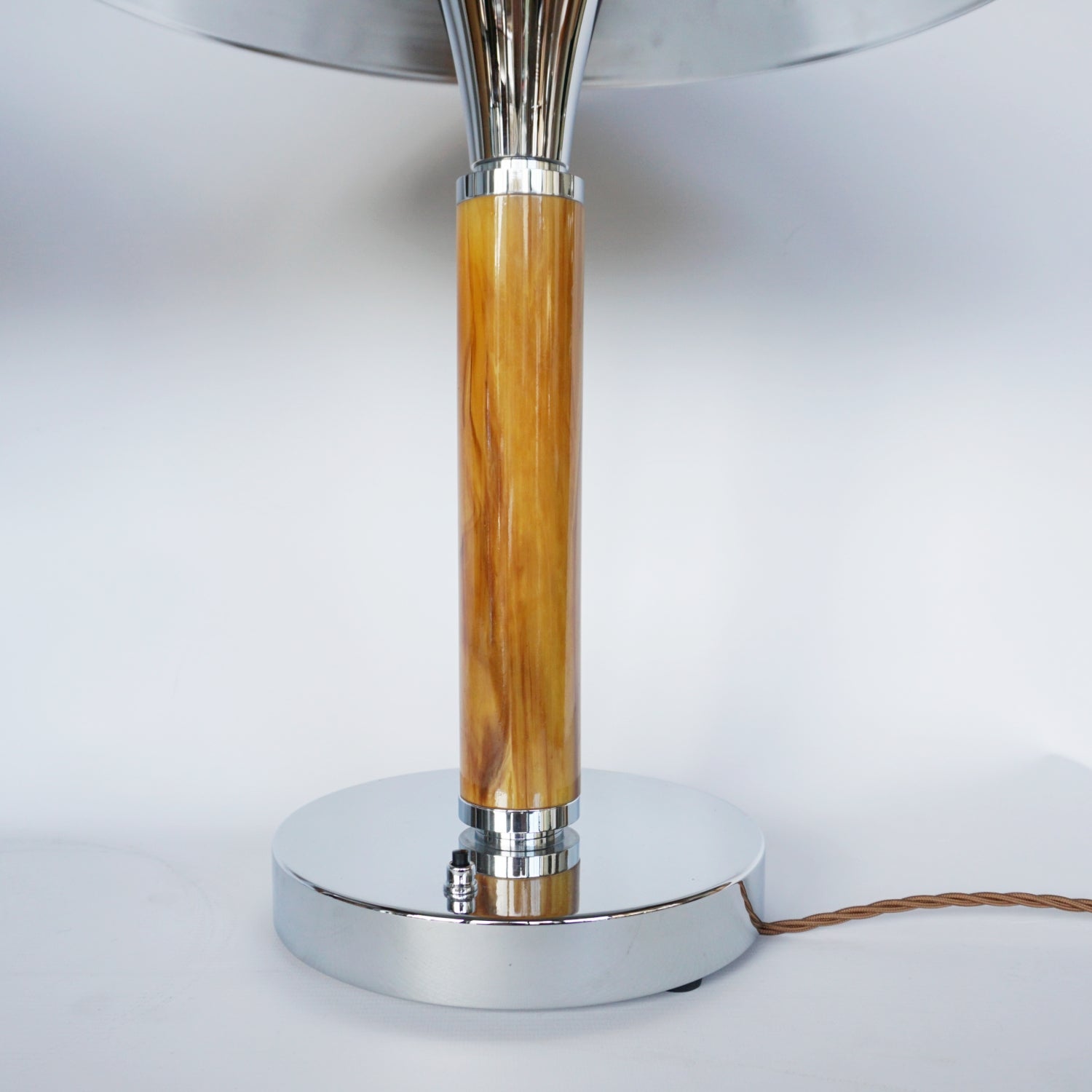 Art Deco Marbled Bakelite and Chromed Metal Table Lamos - Jereon Markies Art Deco