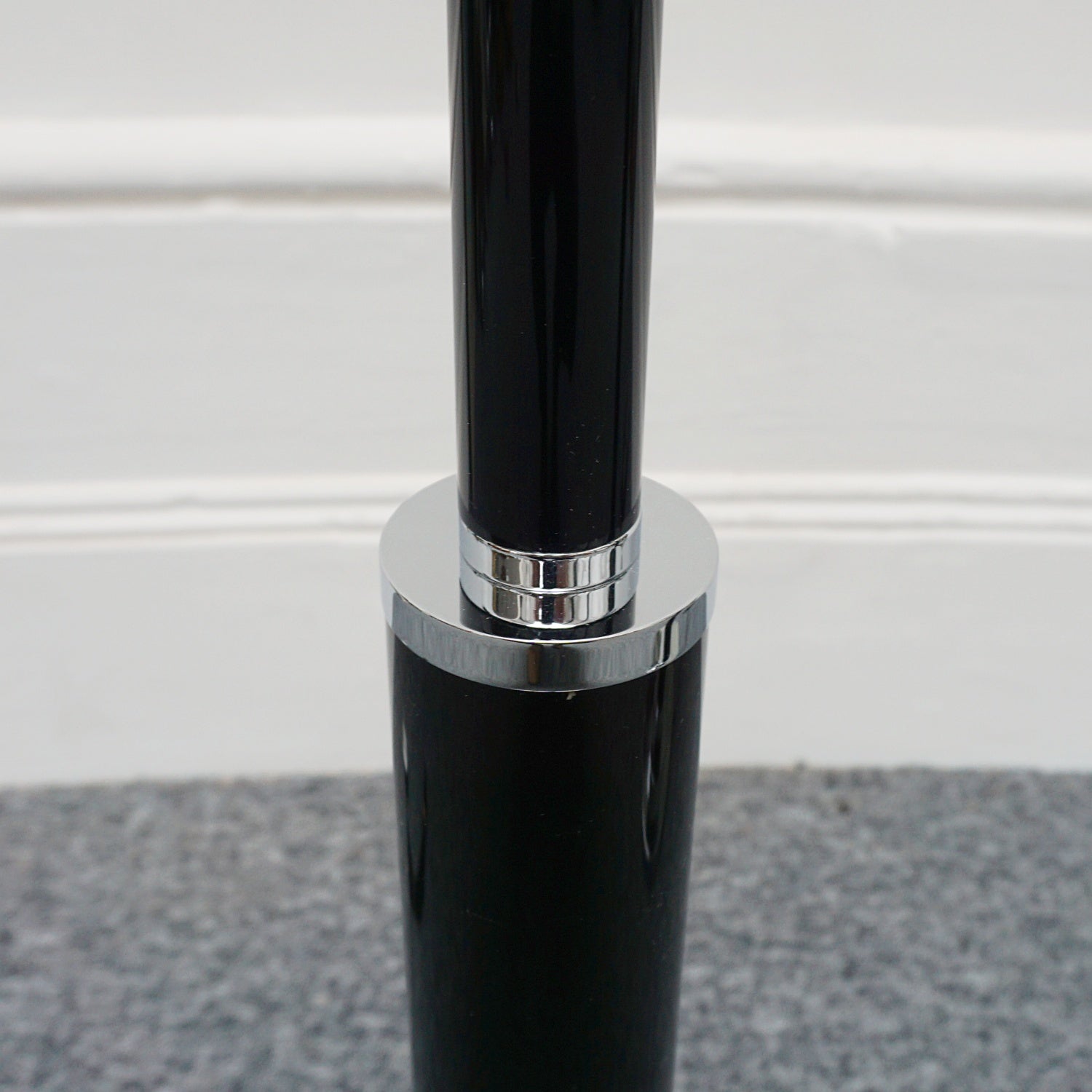 Pair of art Deco Style Black Bakelite and chromed metal uplighter floor lamps - Jeroen Markies Art Deco