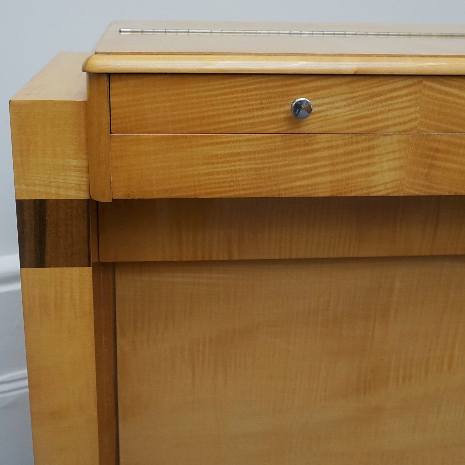 Art Deco Satin Birch Veneered-Eavestaff-Upright-Piano-Art-Deco-Original-Jeroen Markies Art Deco