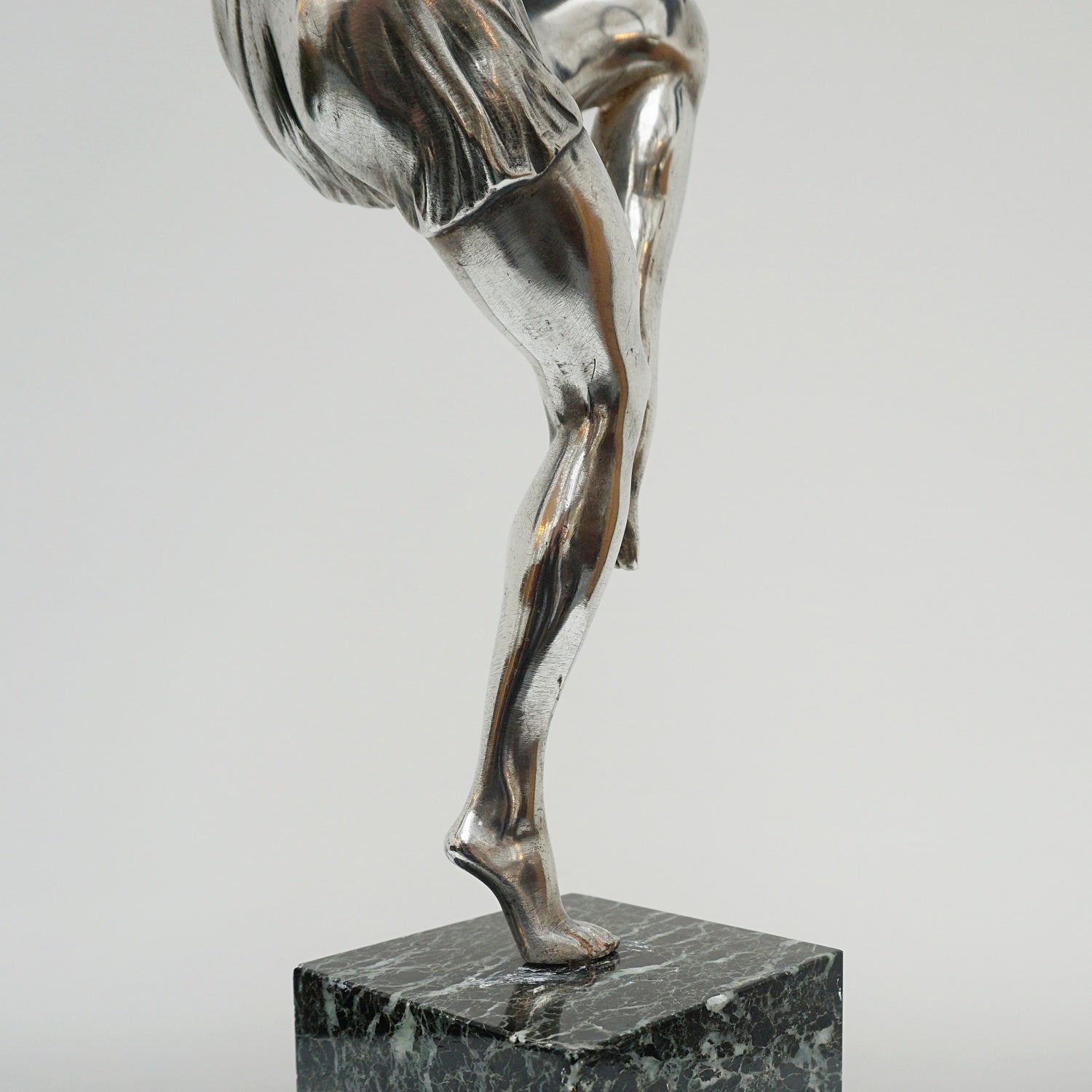 Art Deco Bronze Sculpture of a Spring Dancer - Jeroen Markies Art Deco 