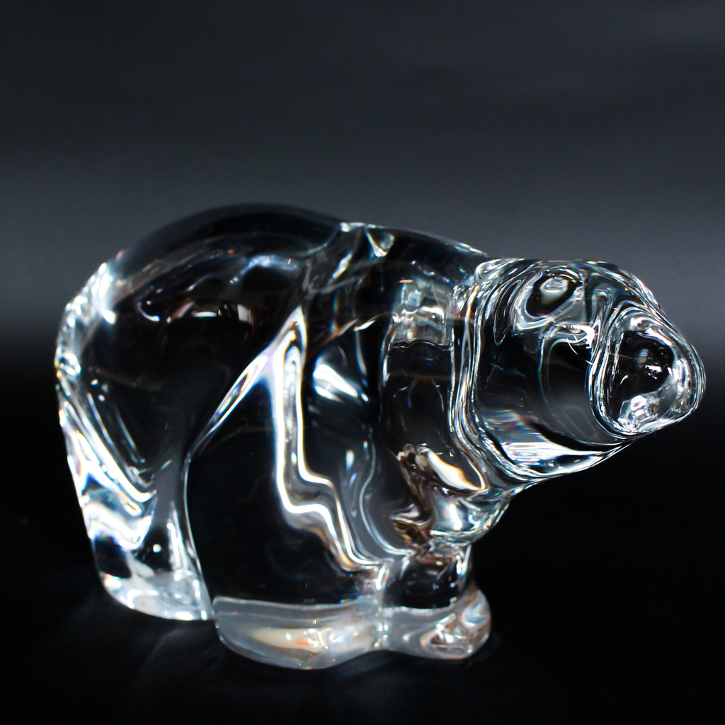 Hadeland Glassverk crystal polar bear sculpture. Signed to base at Jeroen Markies.