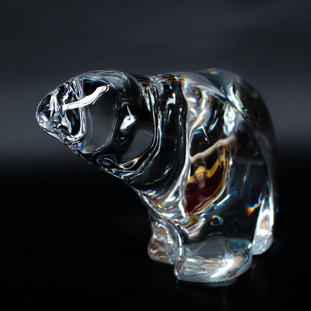 Hadeland Glassverk crystal polar bear sculpture. Signed to base at Jeroen Markies.
