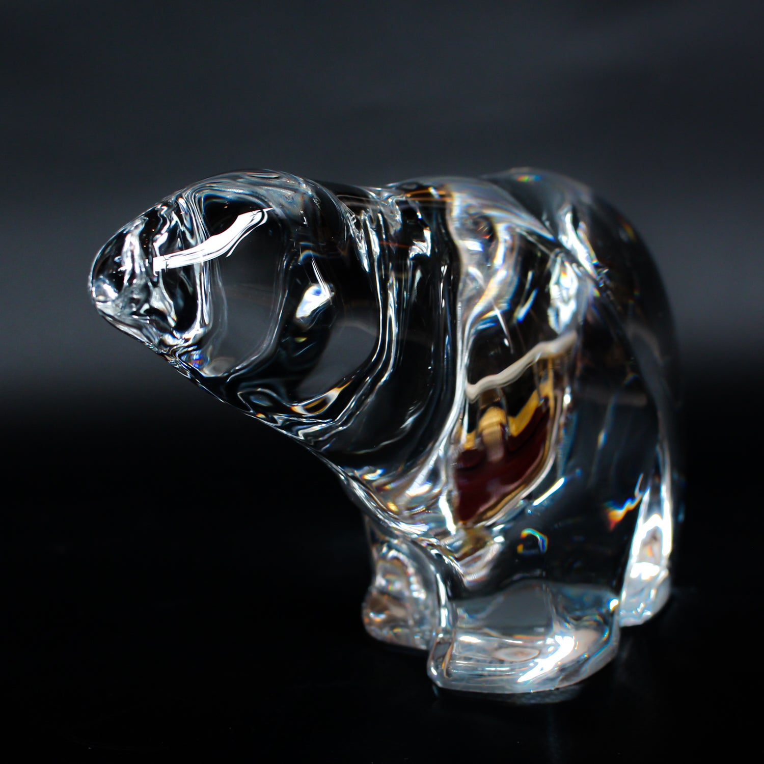 Hadeland Glassverk crystal polar bear sculpture. Signed to base at Jeroen Markies.