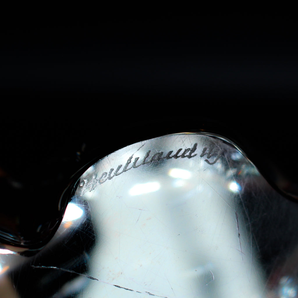 Hadeland Glassverk crystal polar bear sculpture. Signed to base at Jeroen Markies.