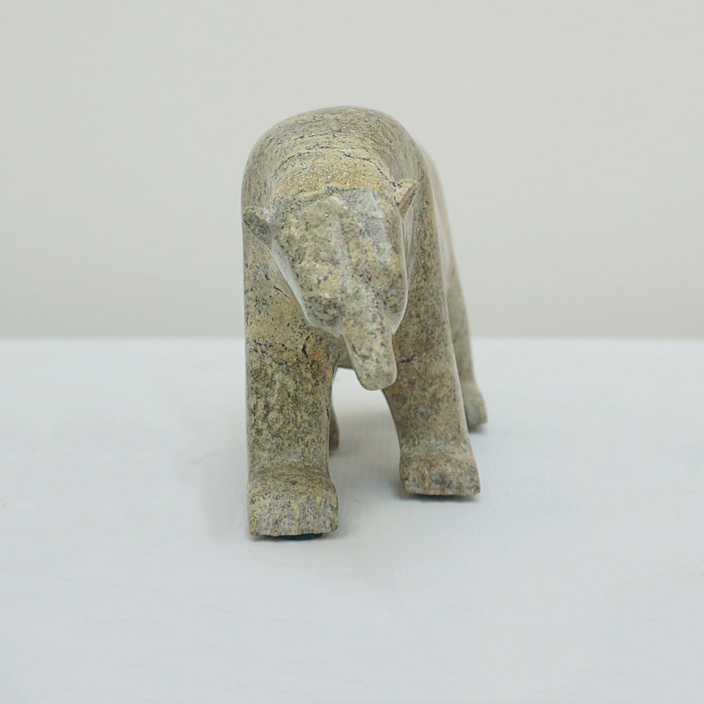 Original Contemporary Inuit Sculpture of a Carved Polar Bear in Serpentinite by Tim Pee - Jeroen Markies Art Deco