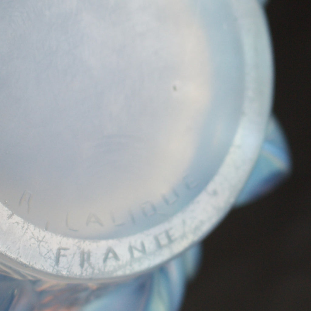 Rampillon Opalescent Glass Vase by René Lalique - René Lalique Glass -  Jeroen Markies Art Deco
