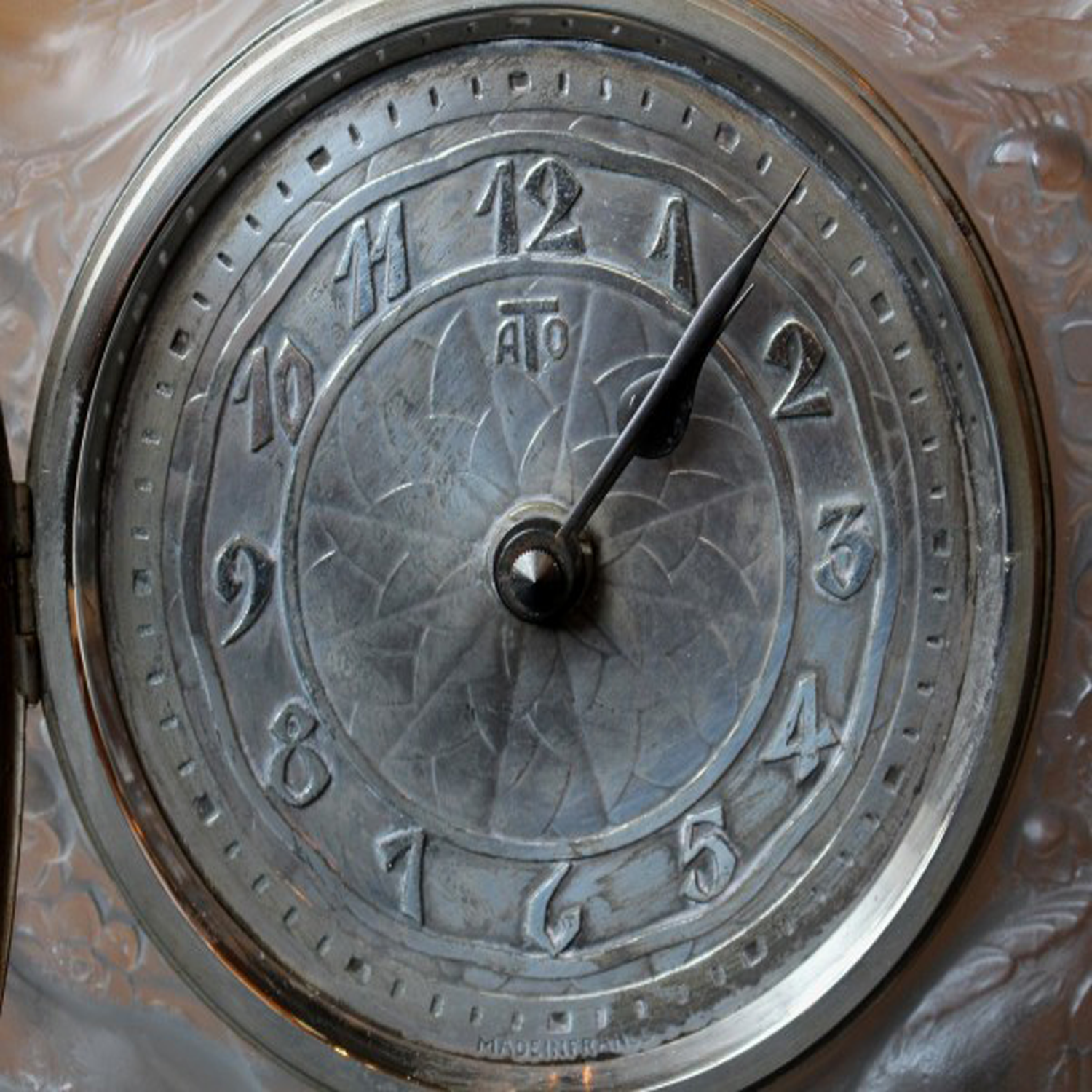 René Lalique Quatre Moineaux Clock
