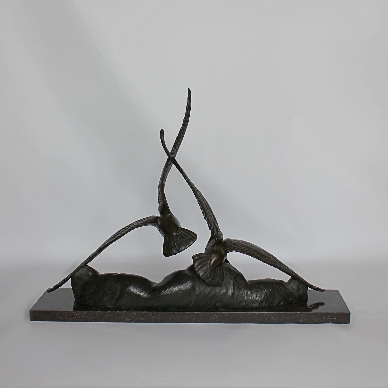 Rochard Art Deco seagulls sculpture