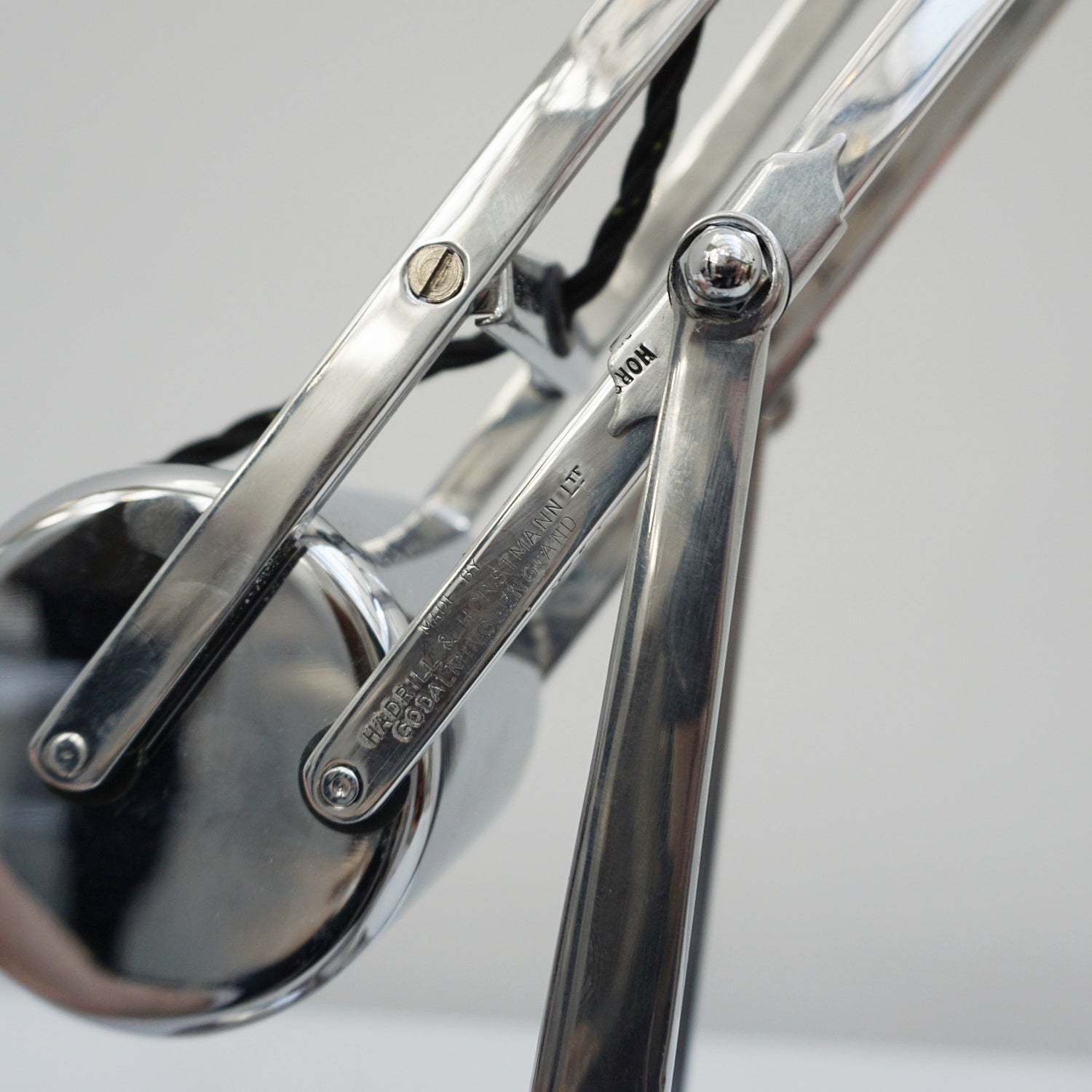 Counterpoise Desk Lamp by Hadrill & Horstmann Roller Lamp Chromed Polished Metal - Jeroen Markies Art Deco Lighting 