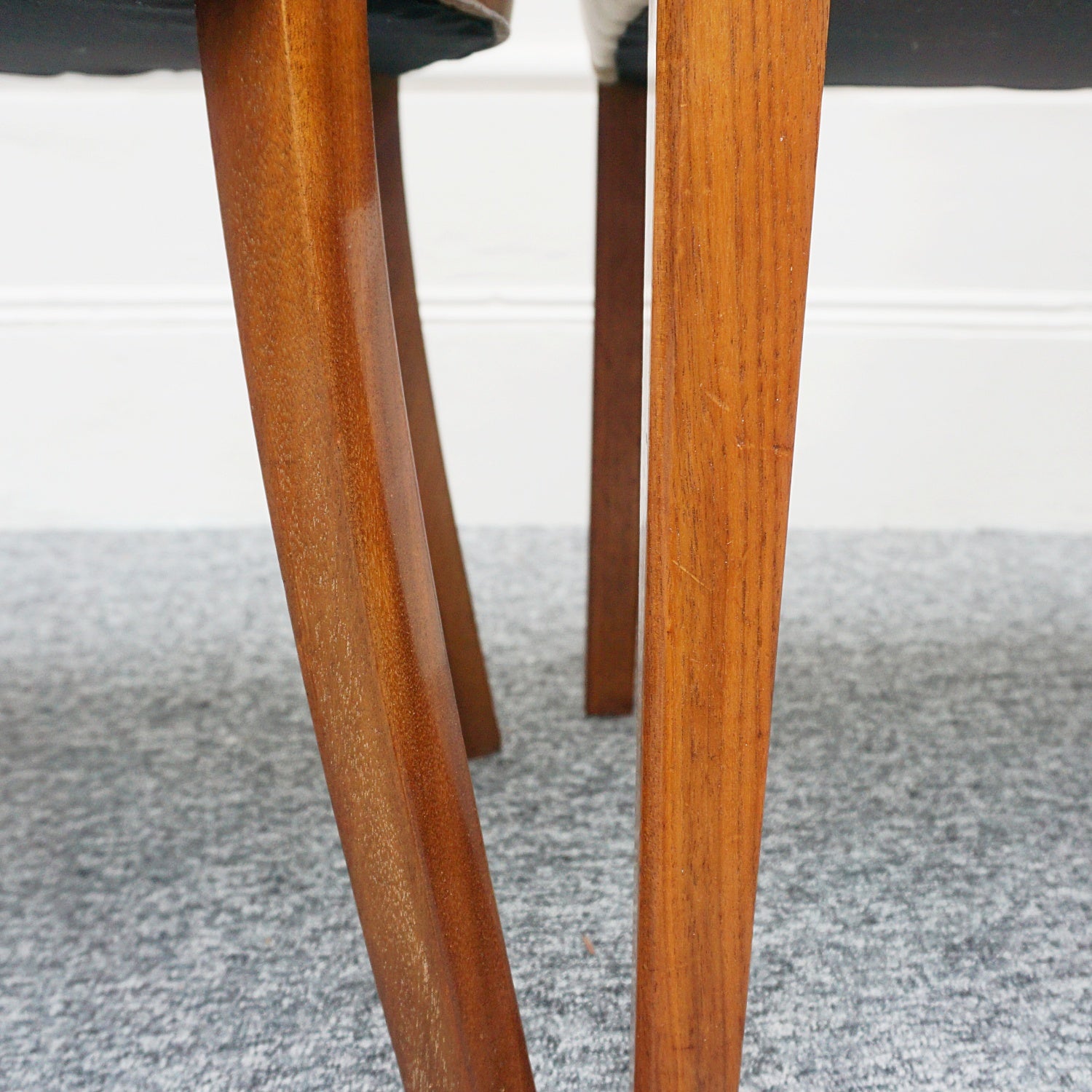 Pair of Vintage Art Deco Cream Leather and Burr Walnut Chairs - Jeroen Markies Art Deco