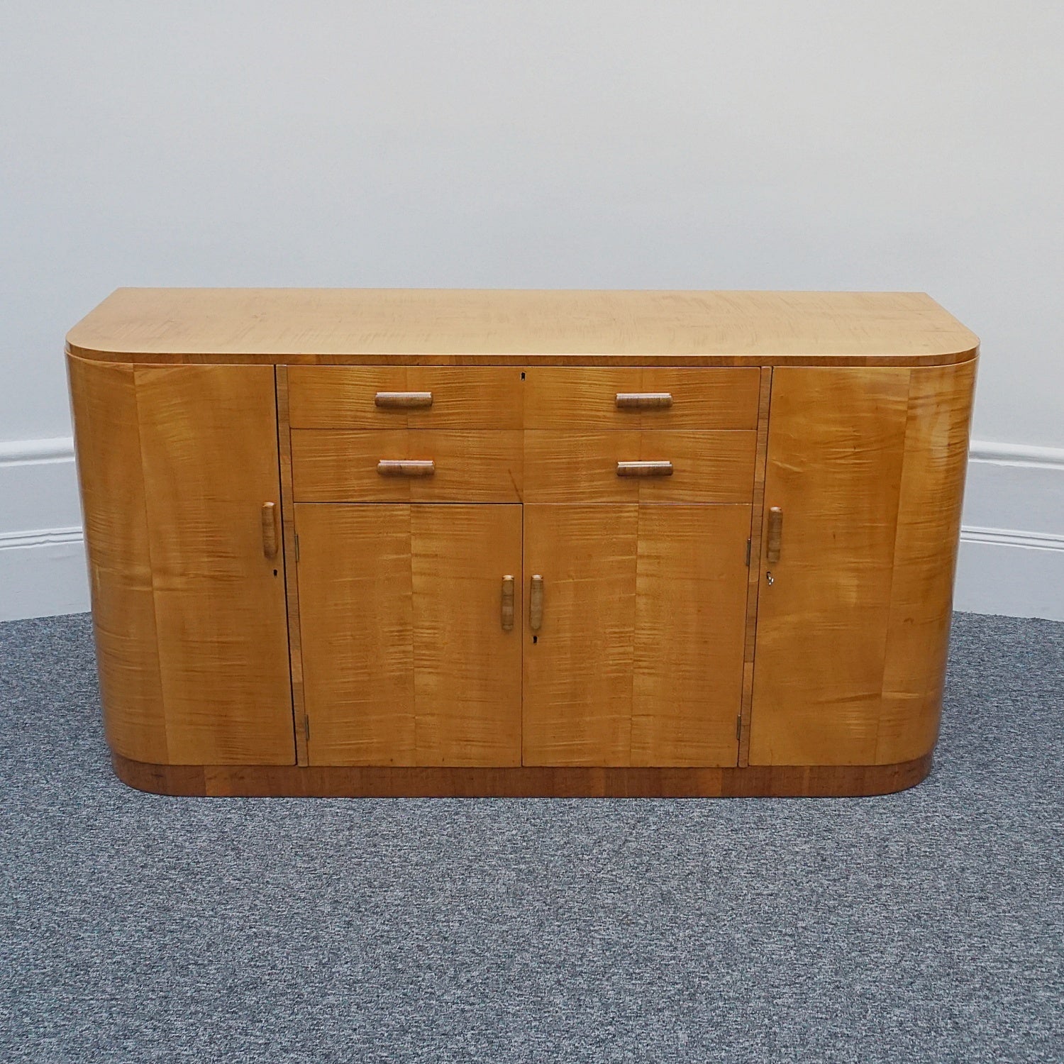 Vintage Art Deco Satinbirch and walnut sideboard - Jeroen Markies Art Deco