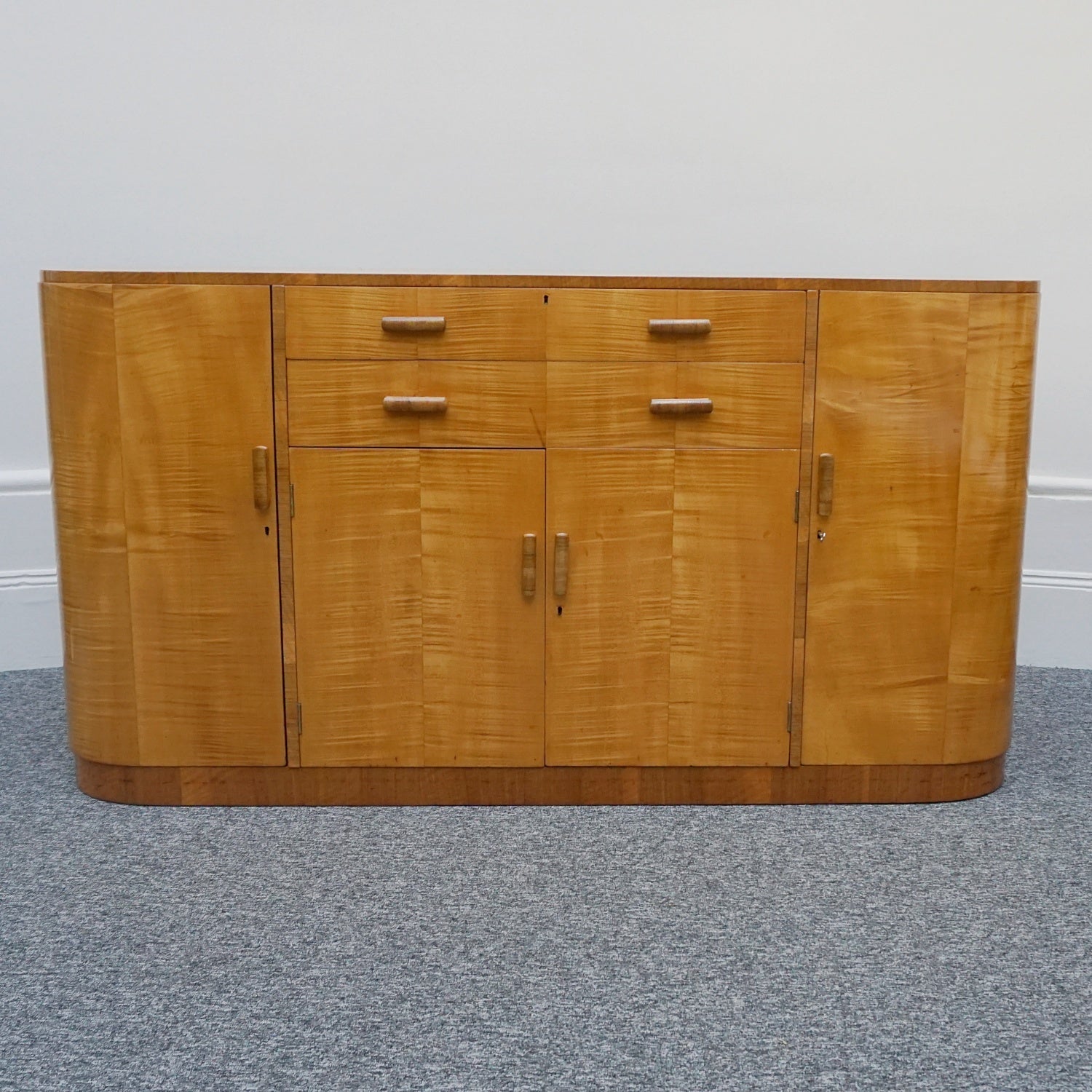 Vintage Art Deco Satinbirch and walnut sideboard - Jeroen Markies Art Deco