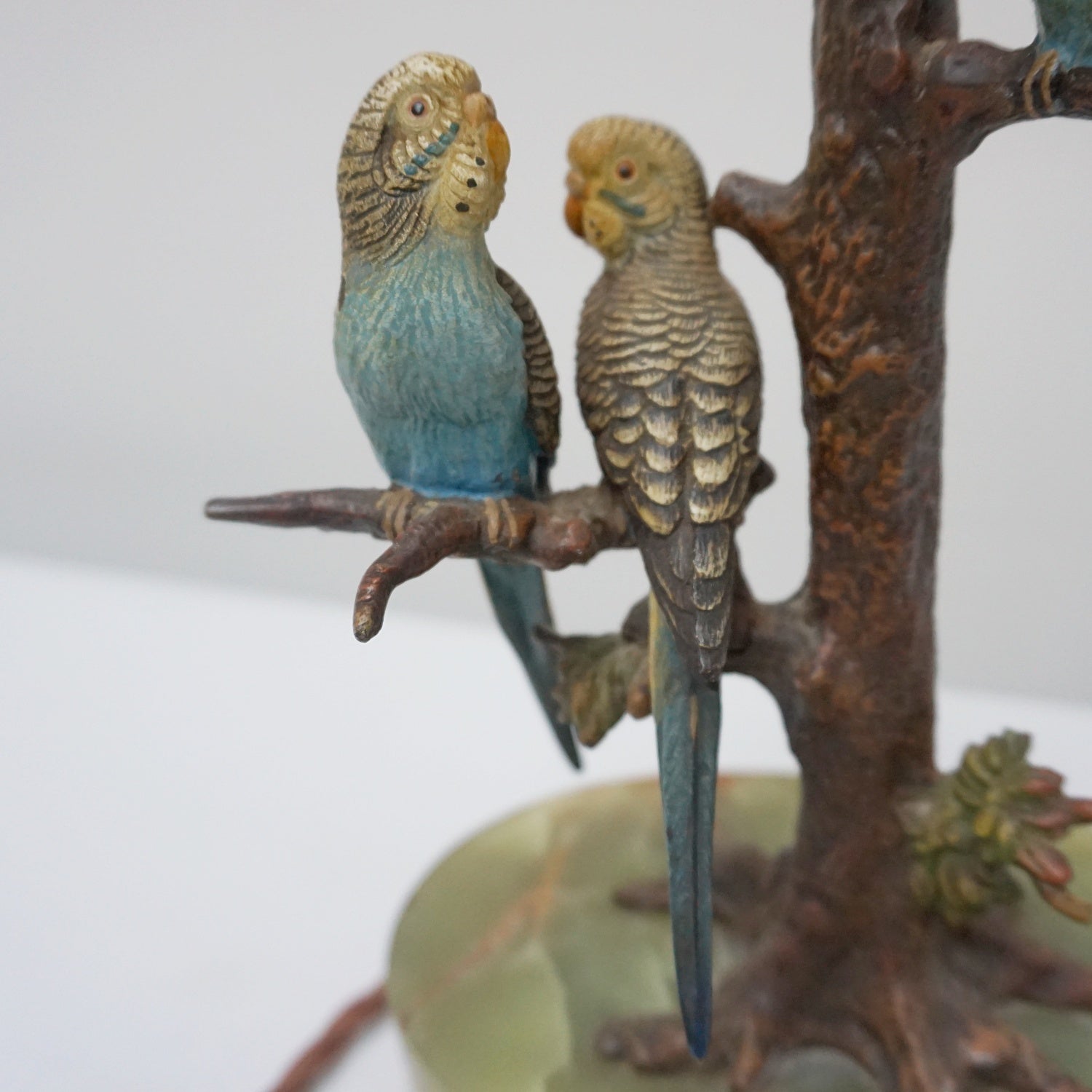 A cold painted bronze Budgerigar table lamp - Jeroen Markies Art Deco