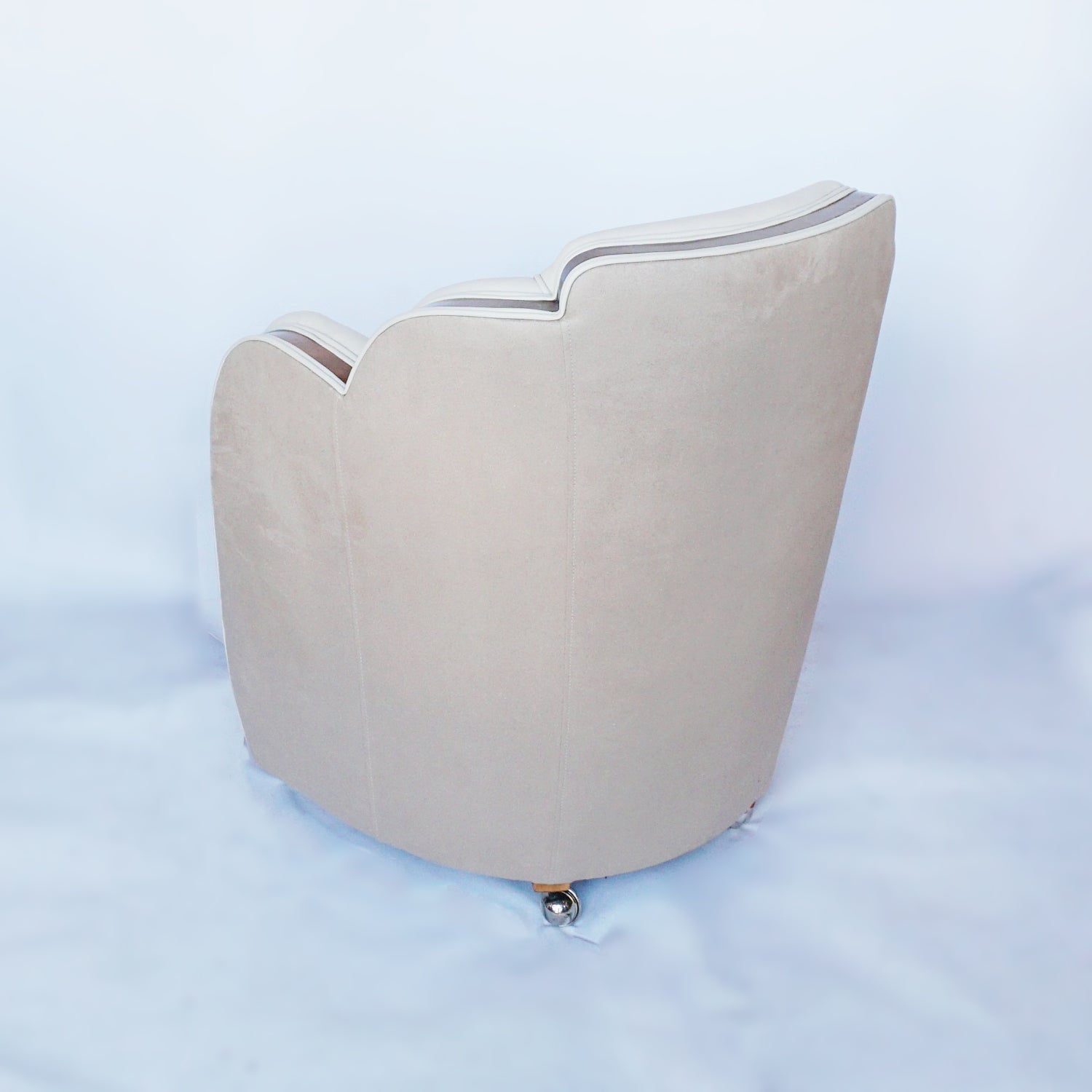 Harry & Lou Epstein Art Deco Cloud Back Armchairs Vintage and Original Art Deco - Jeroen Markies Art Deco