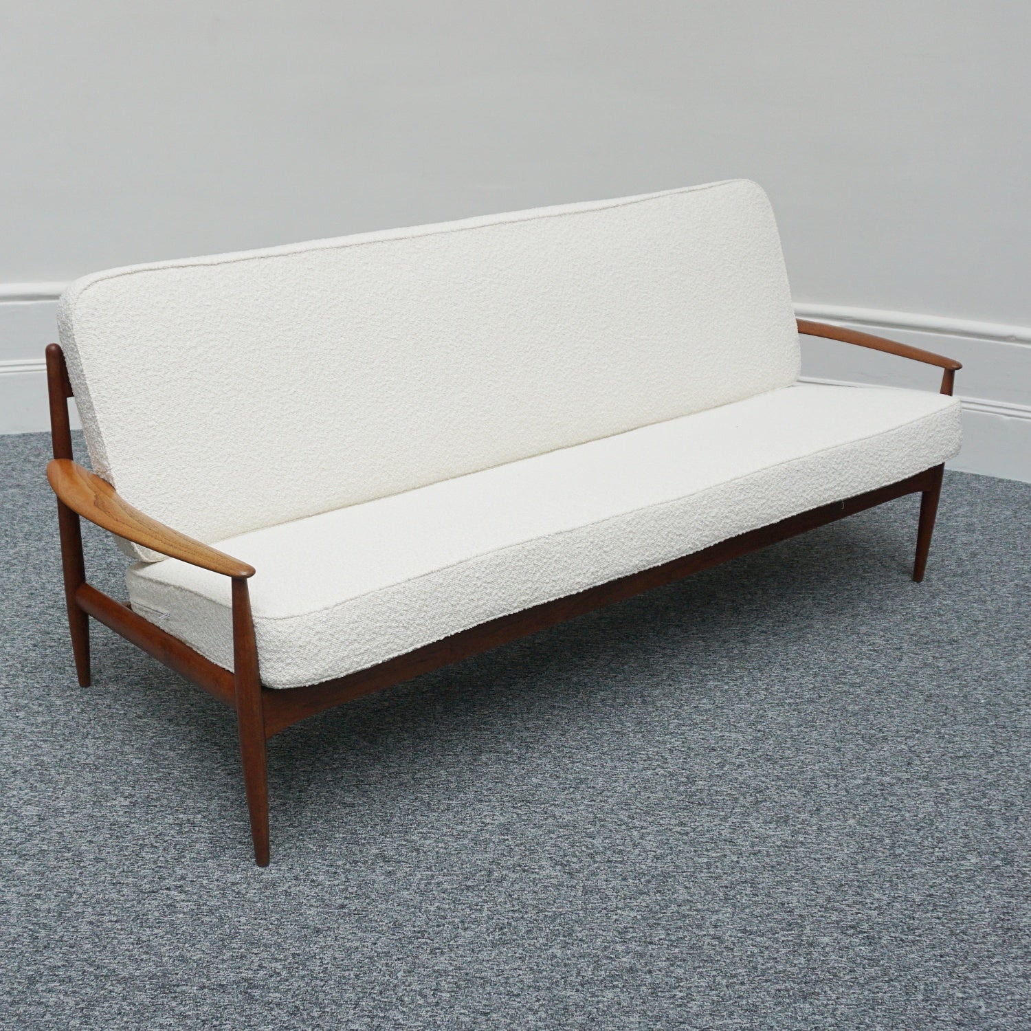 Early Grete Jalk for France & Son Mid-Century Sofa - Jeroen Markies Art Deco