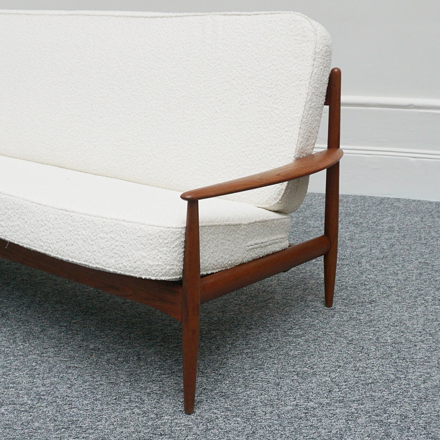 Early Grete Jalk for France & Son Mid-Century Sofa - Jeroen Markies Art Deco