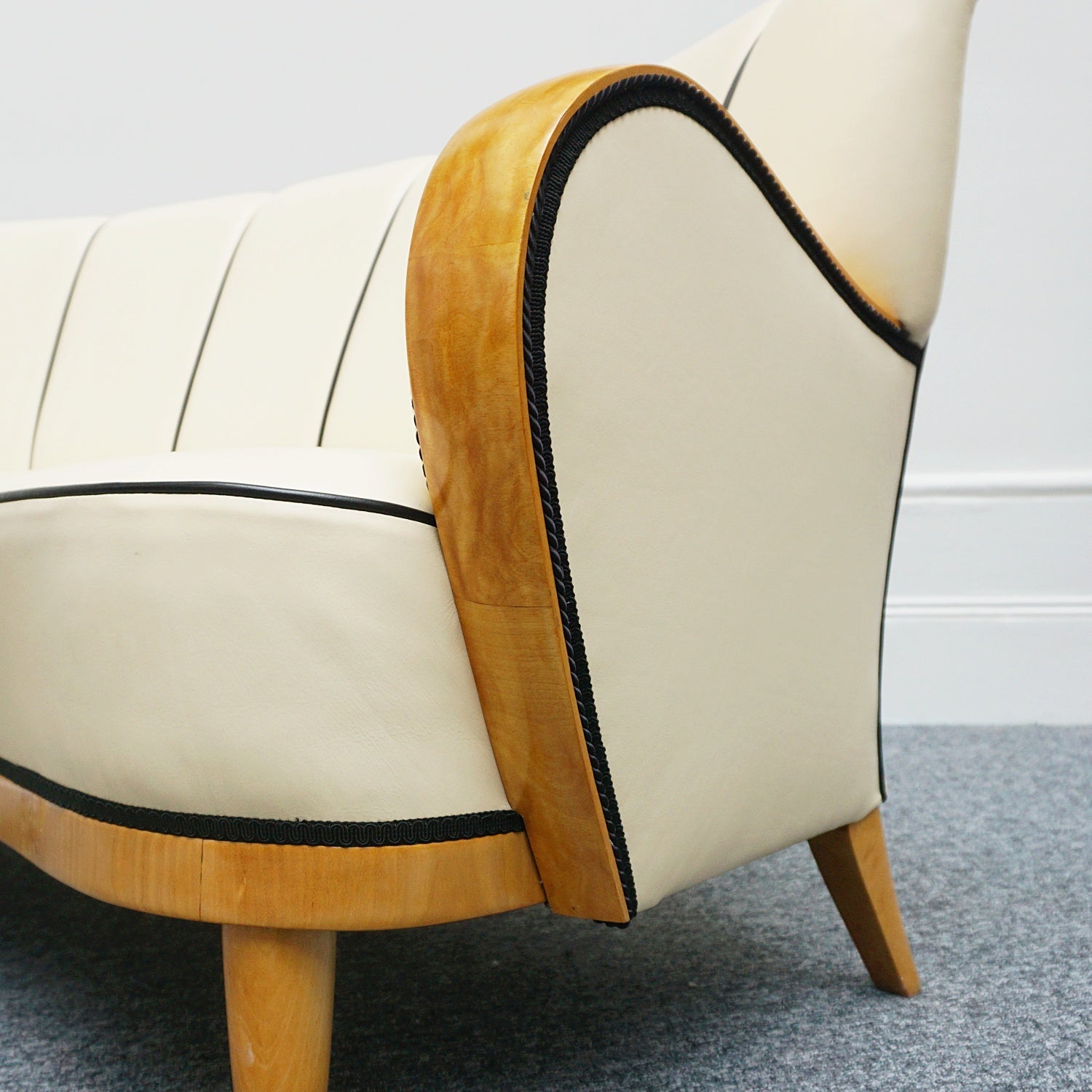 Vintage Scandinavian Art Deco Sofa - Jeroen Markies Art Deco
