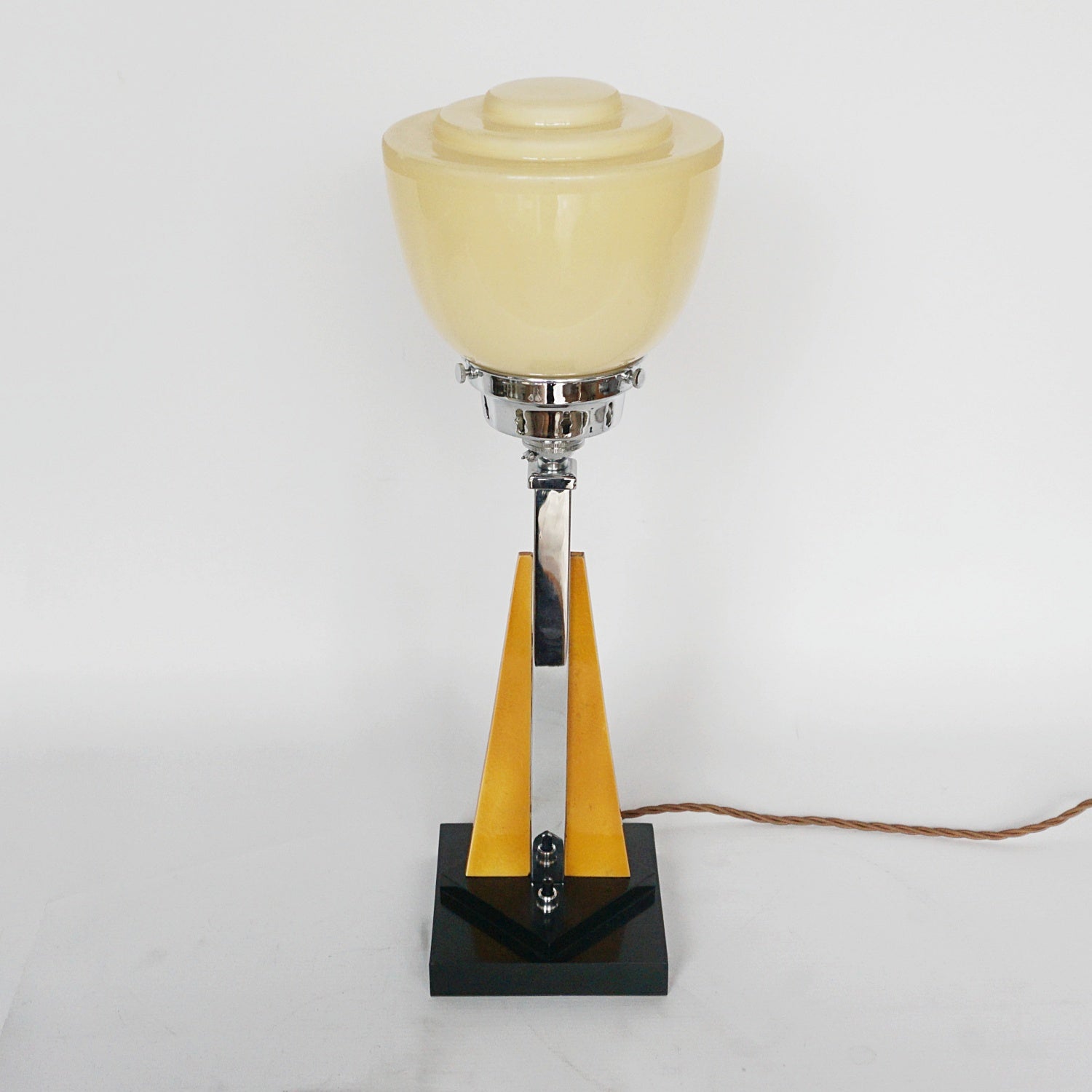 Art Deco Bakelite and Chromed Metal Table Lamp - Jeroen Markies Art Deco 