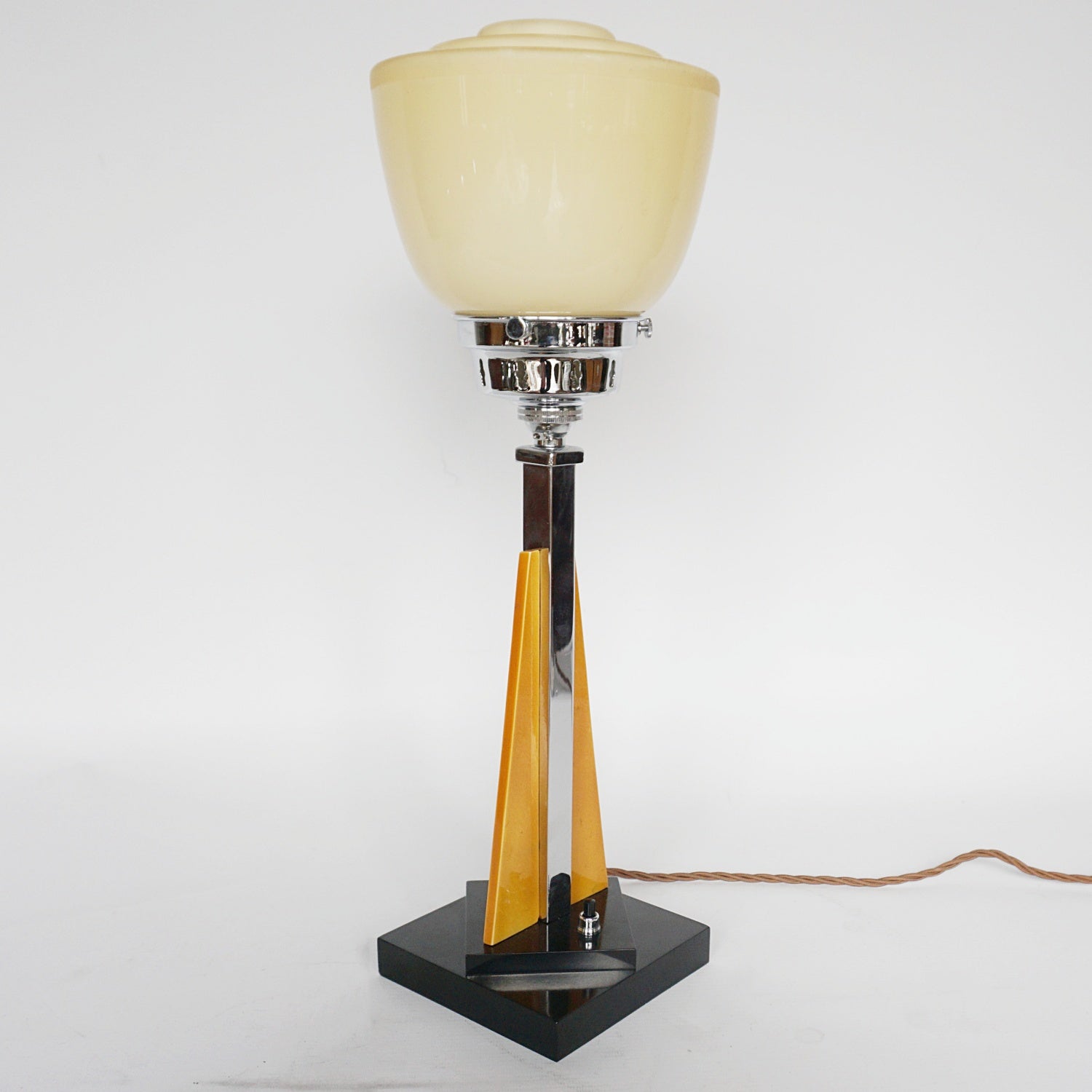 Art Deco Bakelite and Chromed Metal Table Lamp - Jeroen Markies Art Deco 