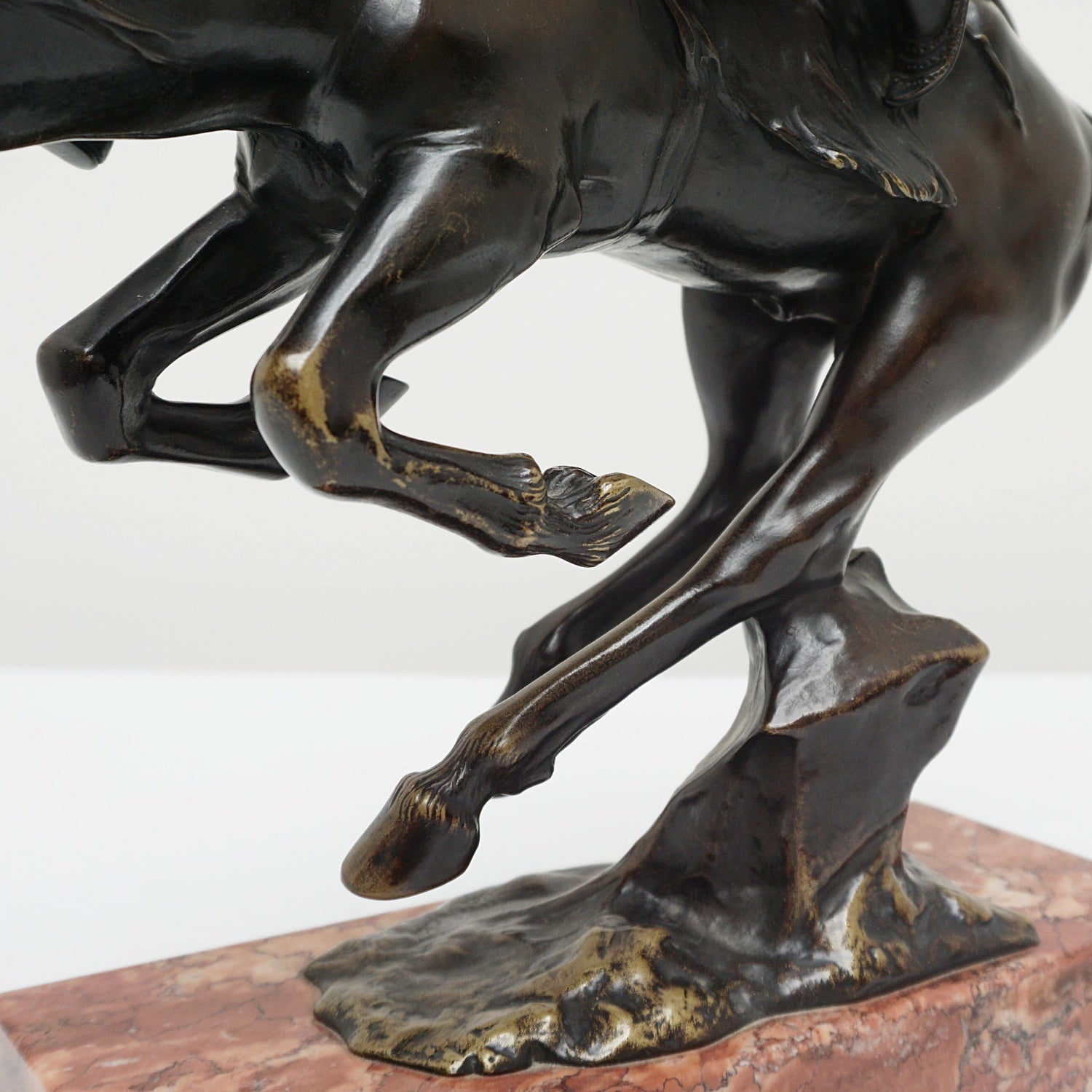 Art Deco Bronze Sculpture by Bruno Zach ' Tall Feather' Signed original bronze - Jeroen Markies Art Deco