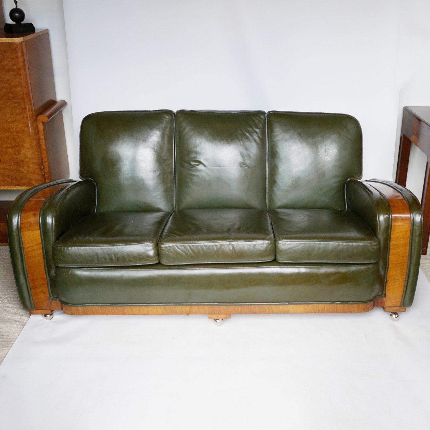 Harry & Lou Epstein Tank Sofa - Art Deco Sofas - Jeroen Markies Art Deco