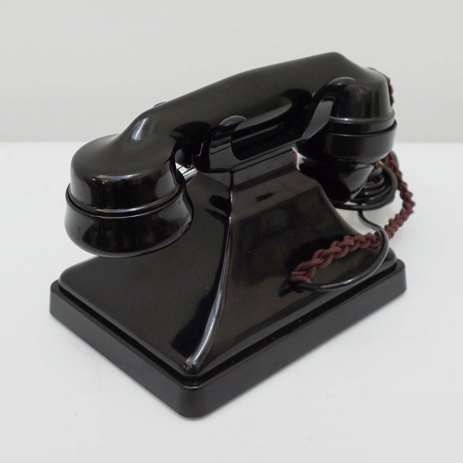 Original GPO Model 232L Black Bakelite Telephone 1938 - Jeroen Markies Art Deco