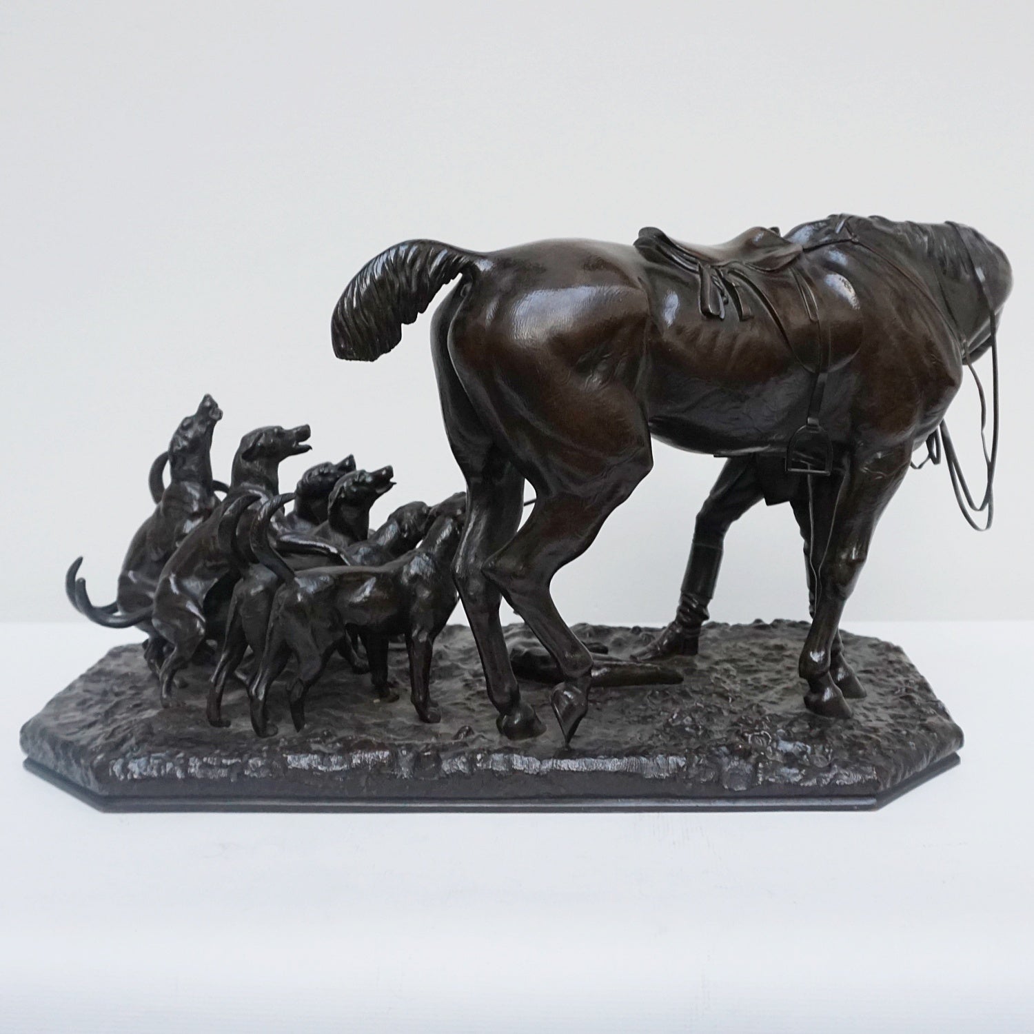 A 19th Century Bronze Sculpture ' The Hunt' by John WIllis Good Signed and dated 1872 - Jeroen Markies Art Deco