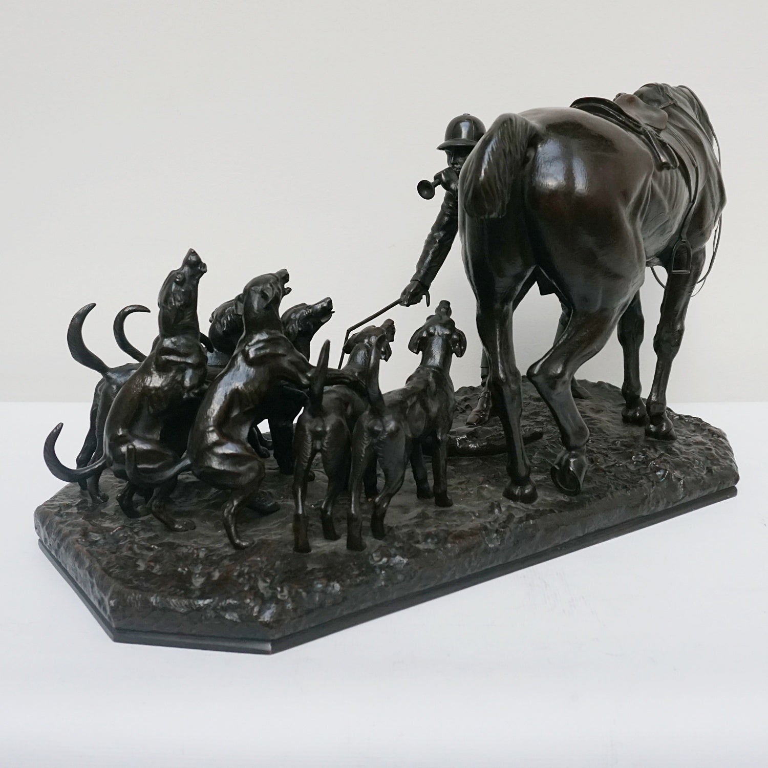 A 19th Century Bronze Sculpture ' The Hunt' by John WIllis Good Signed and dated 1872 - Jeroen Markies Art Deco