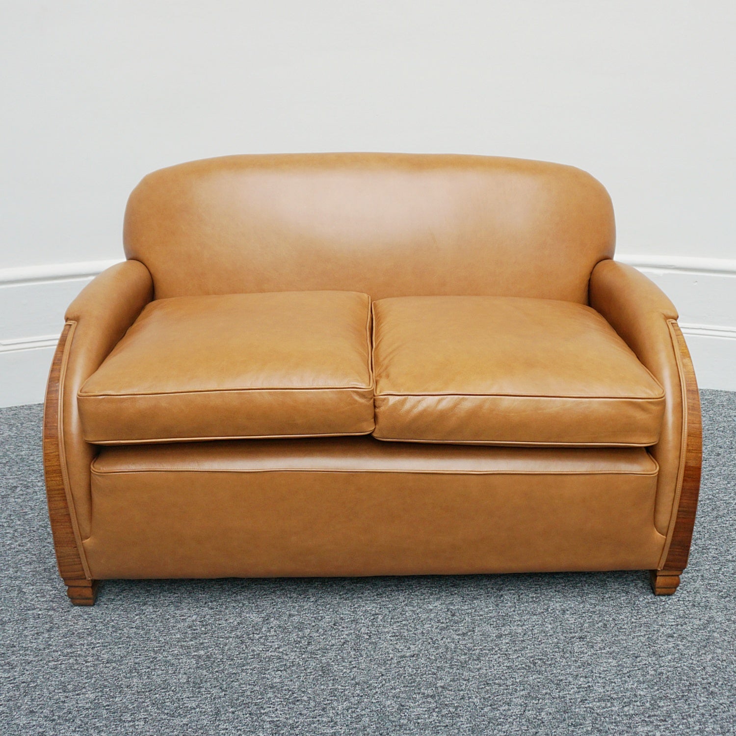 Vintage Art Deco Three Piece Lounge Suite Leather and Walnut Circa 1935 - Jeroen Markies Art Deco