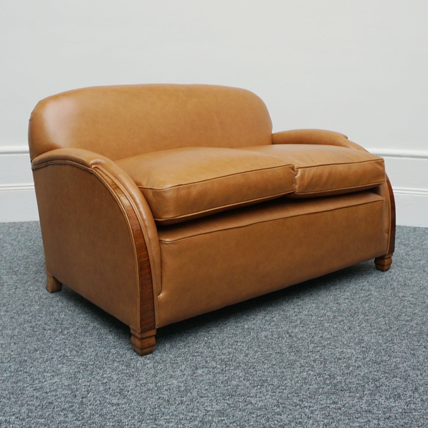 Vintage Art Deco Three Piece Lounge Suite Leather and Walnut Circa 1935 - Jeroen Markies Art Deco