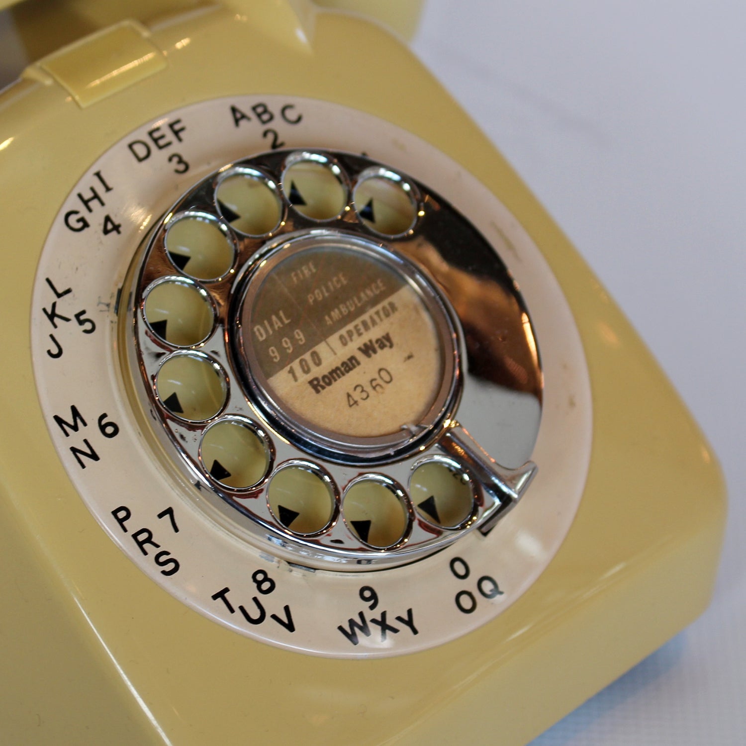 Topaz Yellow Original GPO Model 706 Telephone at Jeroen Markies