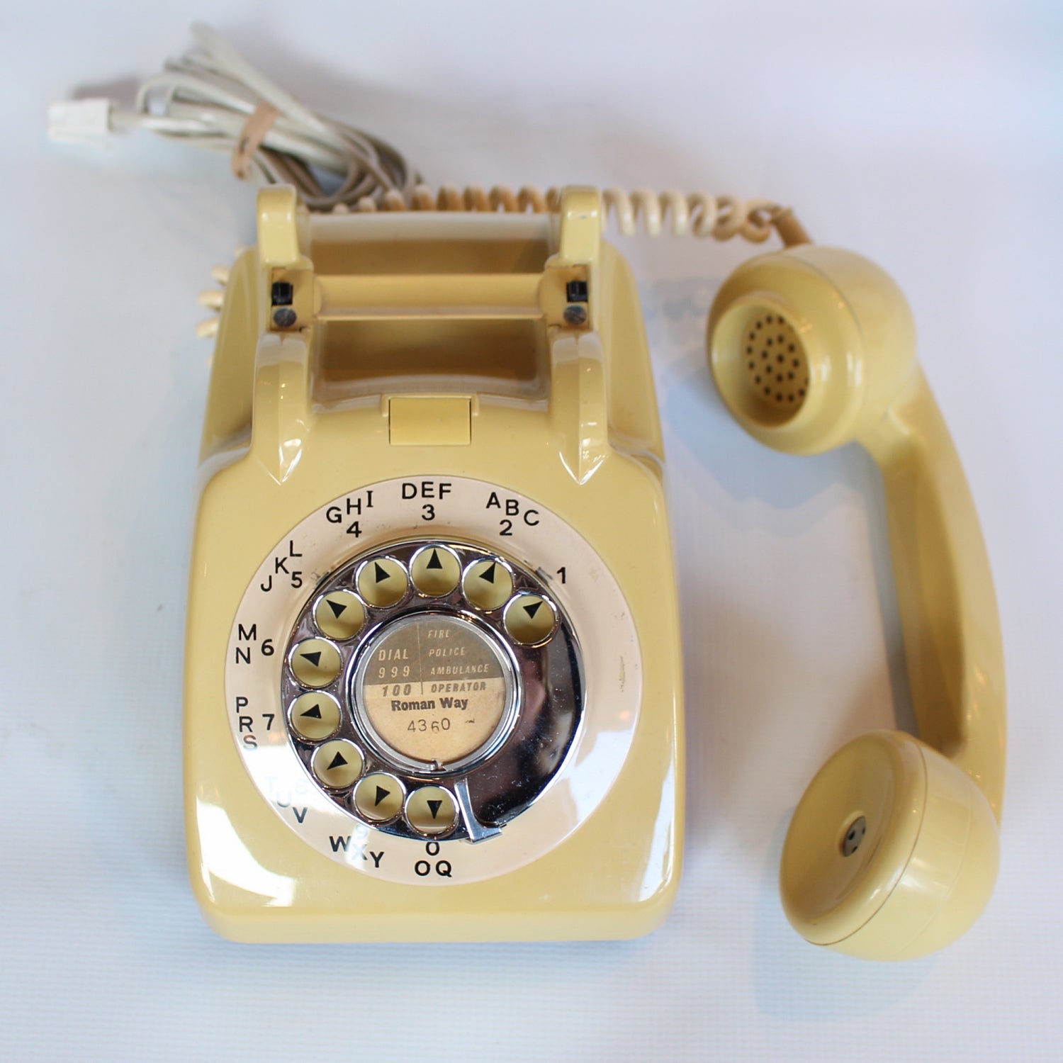 Topaz Yellow Original GPO Model 706 Telephone at Jeroen Markies