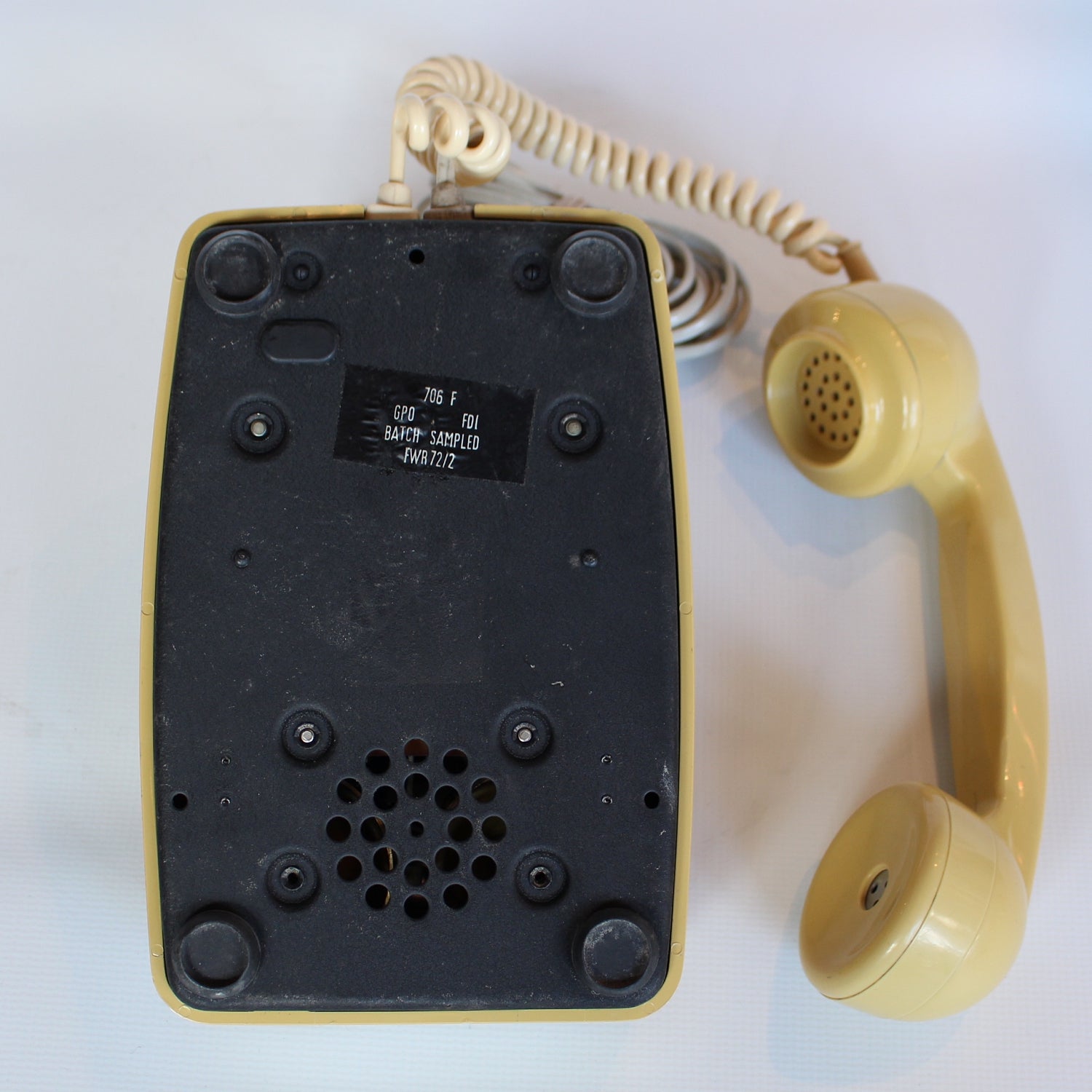 Topaz Yellow Original GPO Model 706 Telephone at Jeroen Markies
