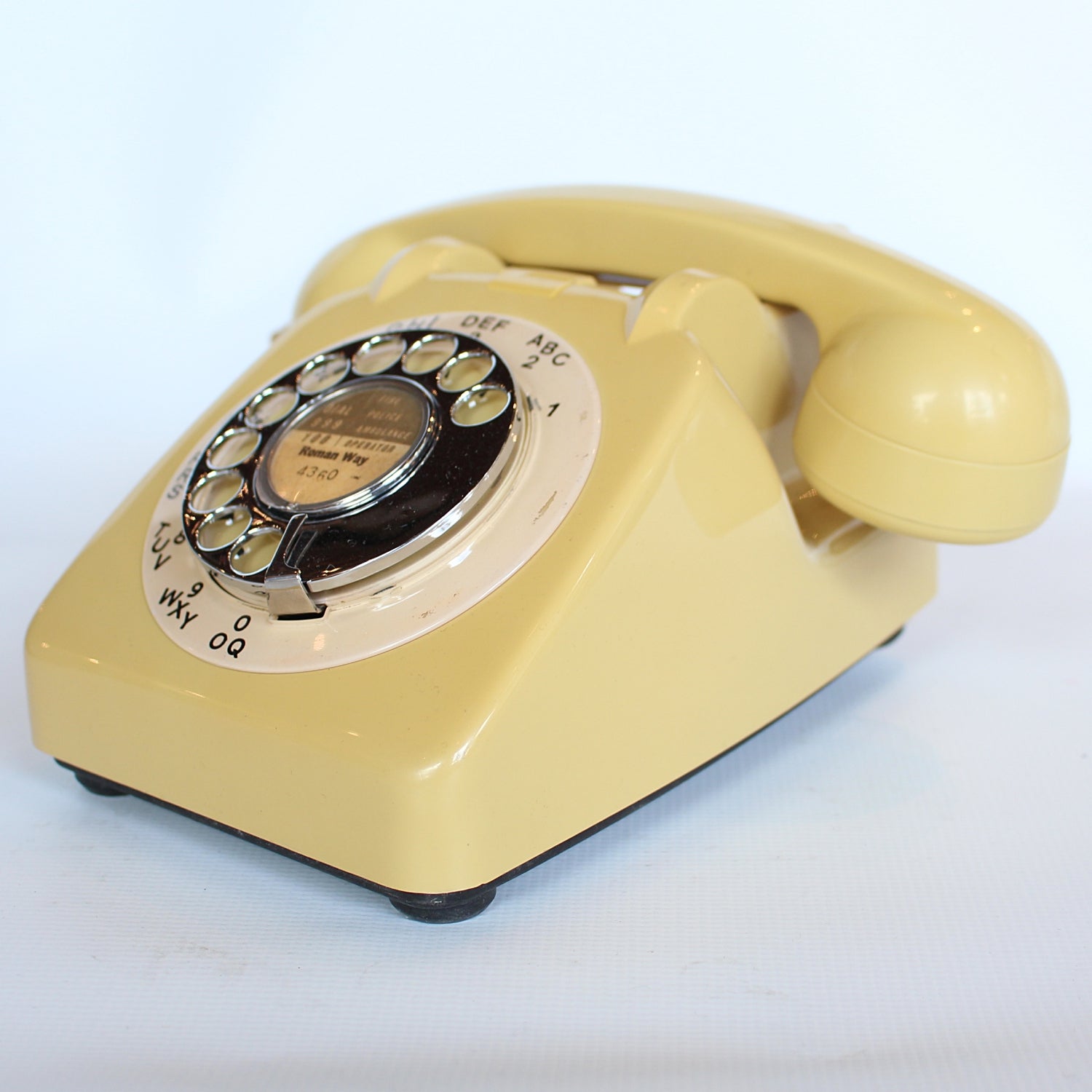 Topaz Yellow Original GPO Model 706 Telephone at Jeroen Markies