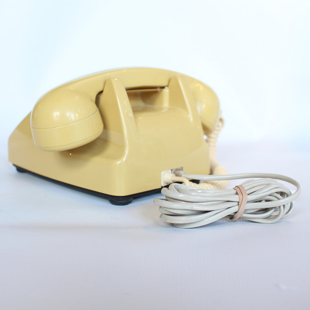 Topaz Yellow Original GPO Model 706 Telephone at Jeroen Markies