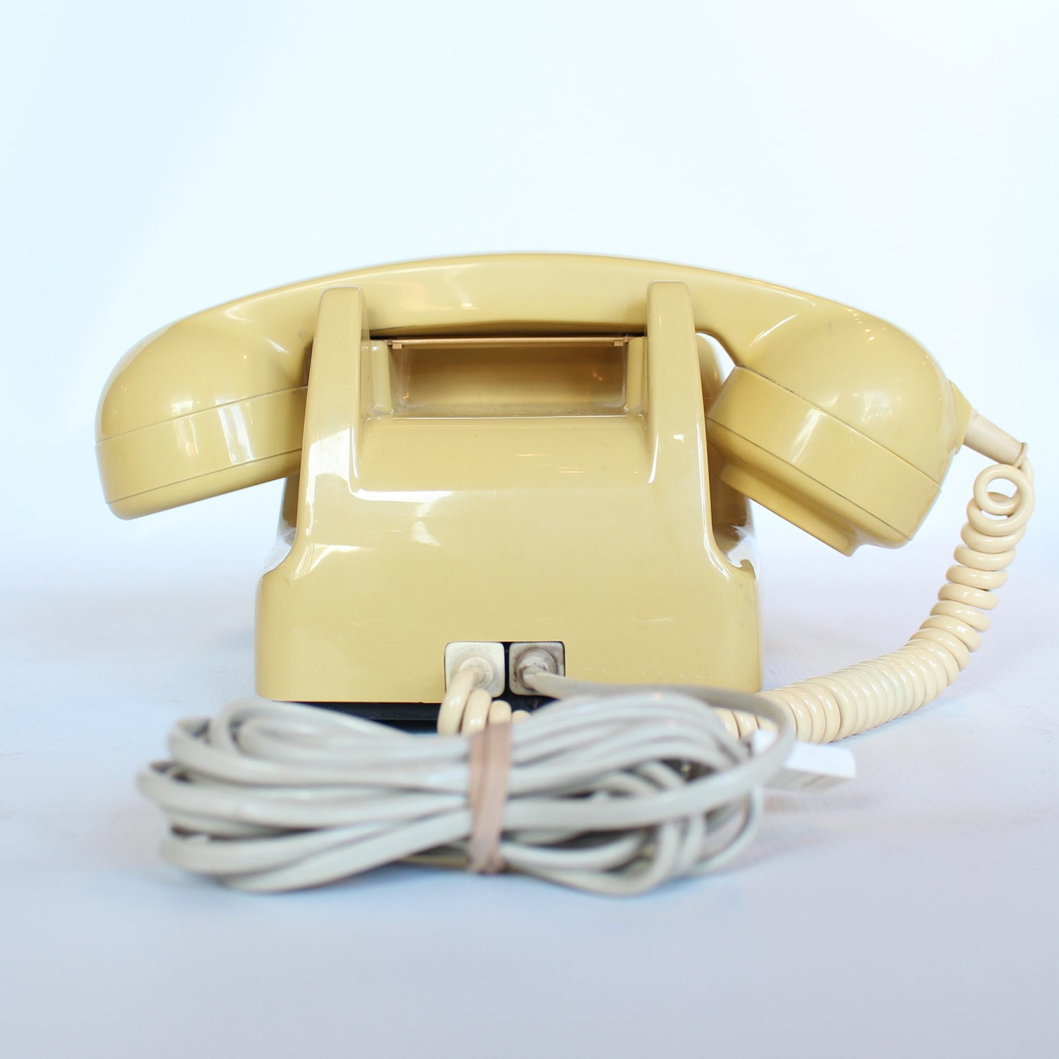 Topaz Yellow Original GPO Model 706 Telephone at Jeroen Markies
