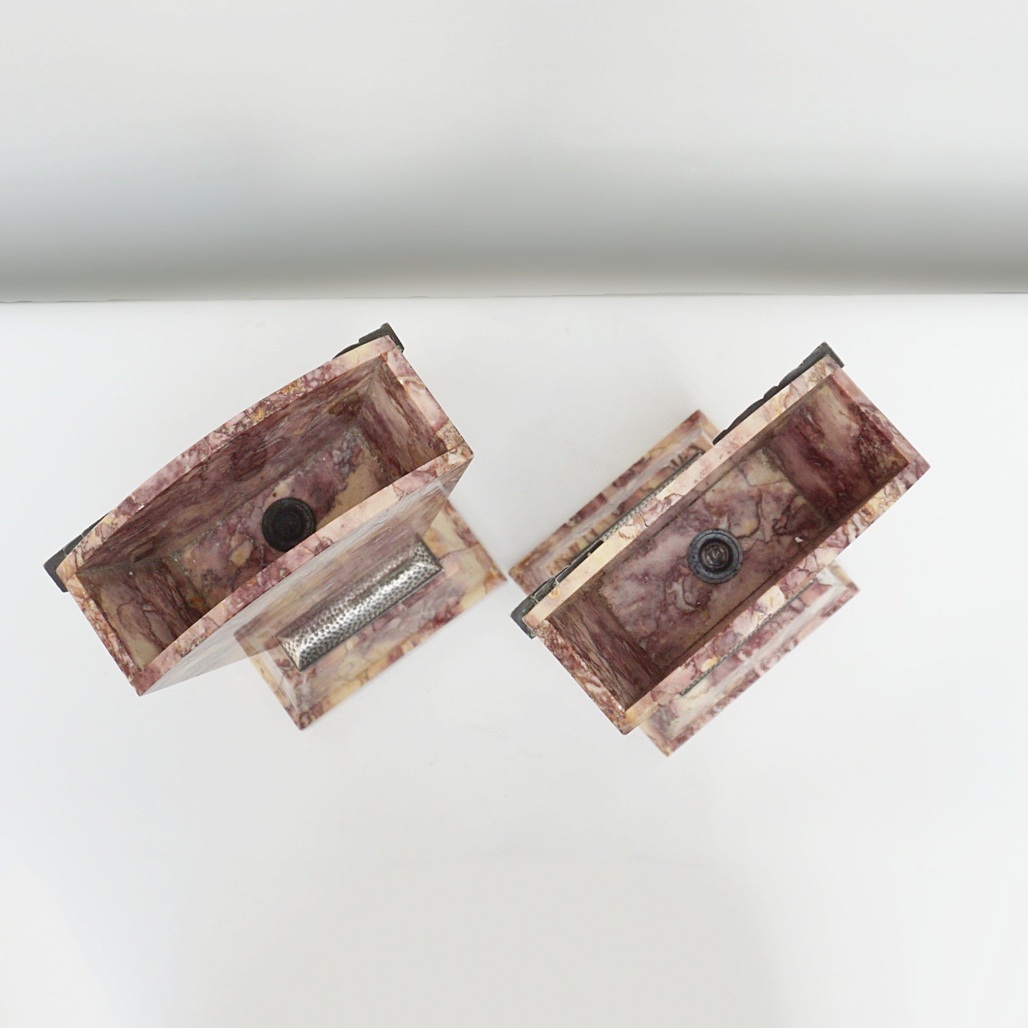 An Art Deco cubist clock attributed to George Lavroff - Jeroen Markies Art Deco