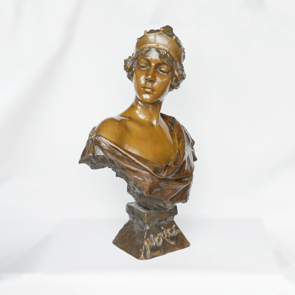 'Lucréce' by Emmanuel Villanis - Bronze Bust - Art deco bronze sculpture - Jeroen Markies Art Deco