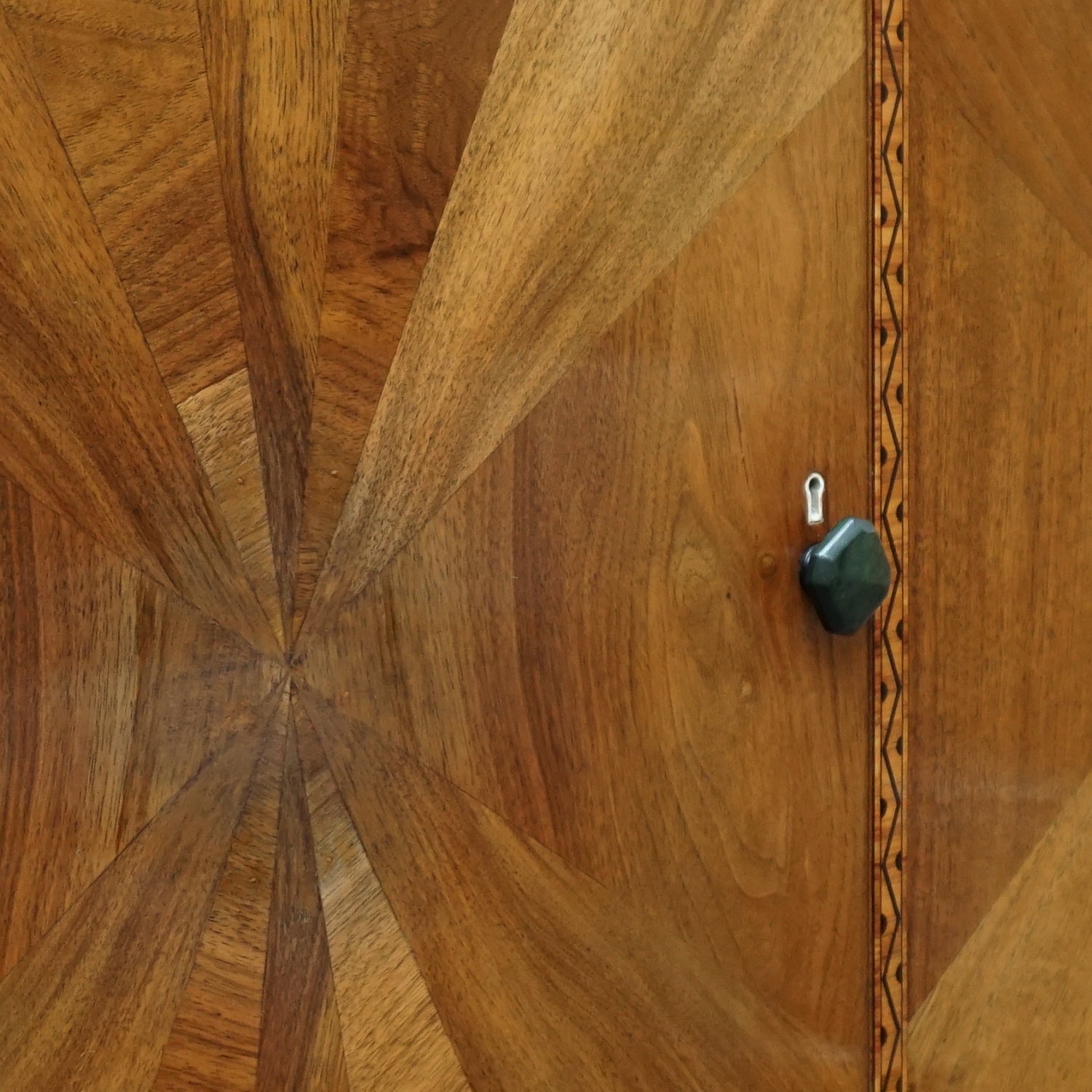 Art Deco Wardrobe by Frederick Restall Ltd Circa 1935 Birmingham handmade furniture - Jeroen Markies Art Deco