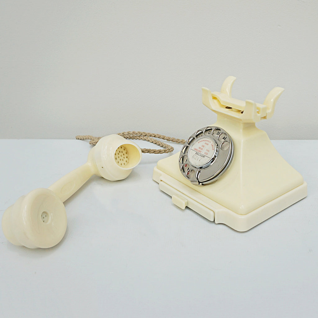 Téléphone originl GPO modèle 746 de 1972 en rouge:: courroie de Téléphone originl GPO modèle 746 de 1972 en rouge:: courroie de