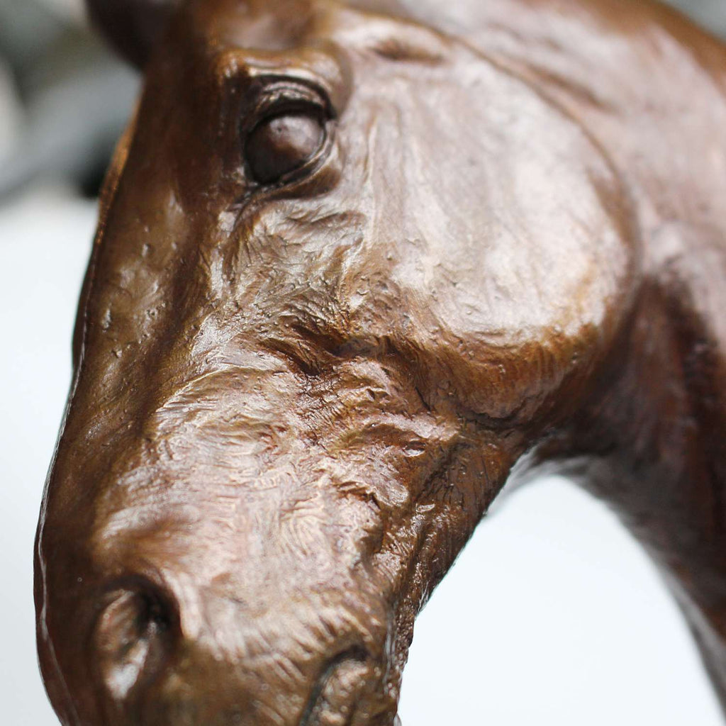 Stephen Winterburn sculpture of a Cobb Horse head at Jeroen Markies 