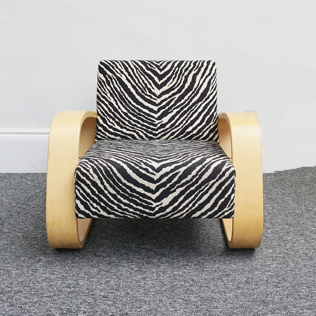 Alvar Aalto - Tank Chair - by Artek - Zebra Fabric - Jeroen Markies Art Deco Furniture